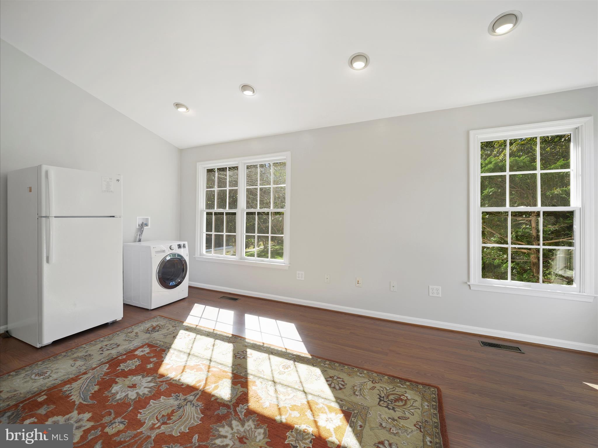 MOUNT HEBRON - Residential