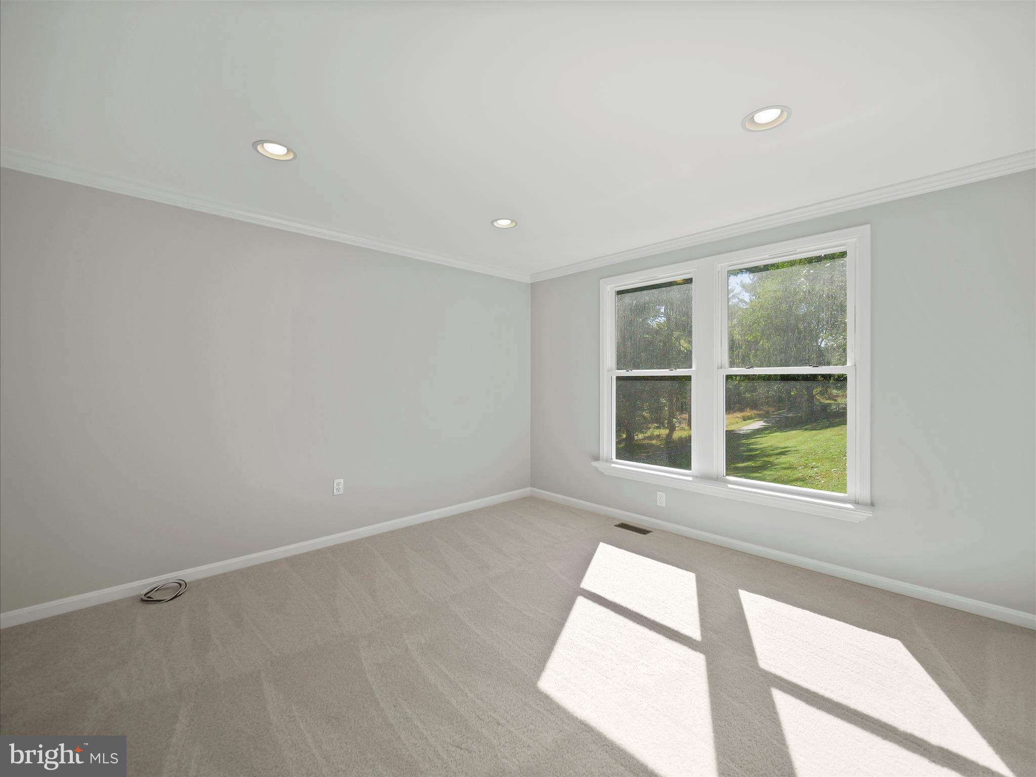 MOUNT HEBRON - Residential