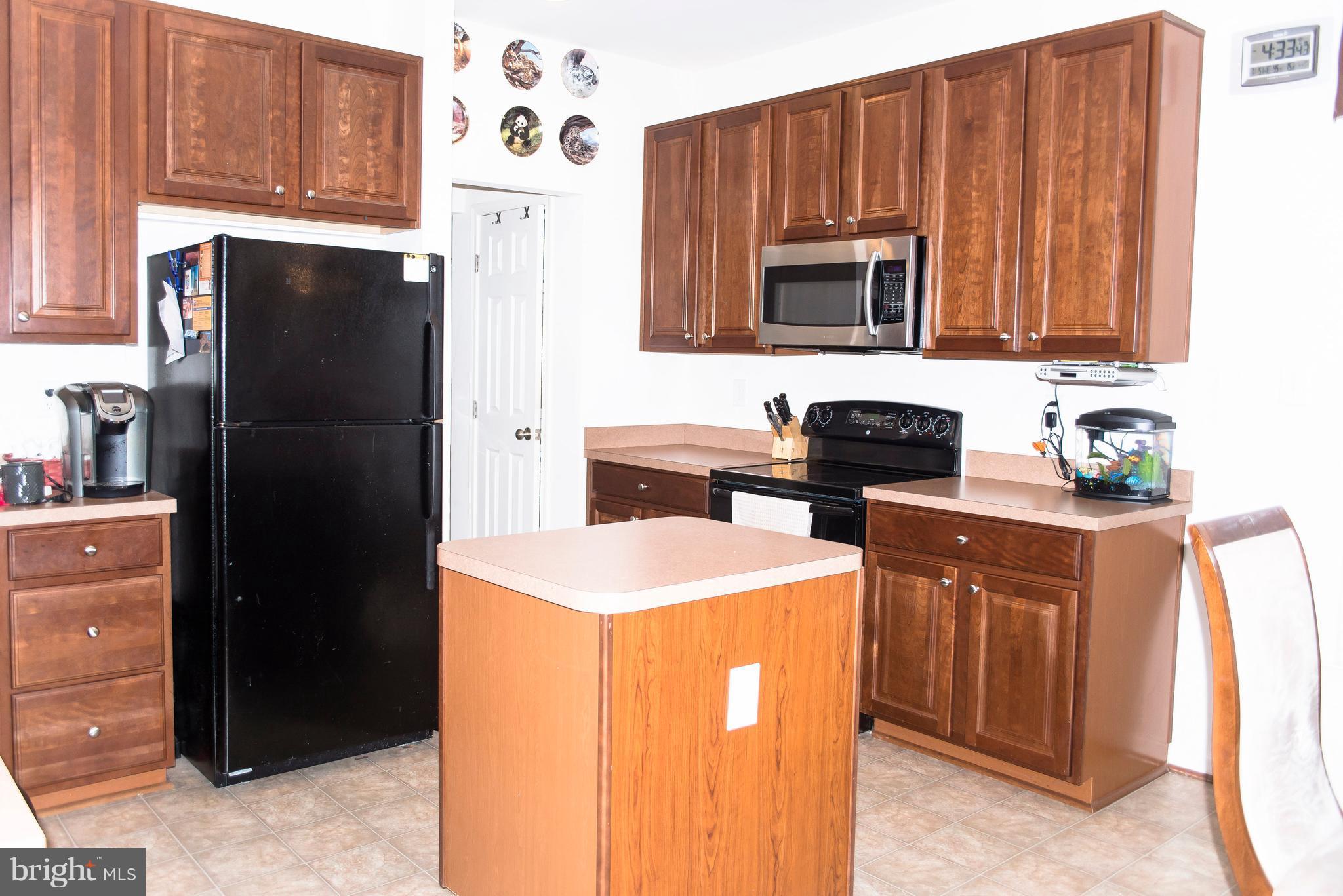 LAKELAND PLACE - Residential