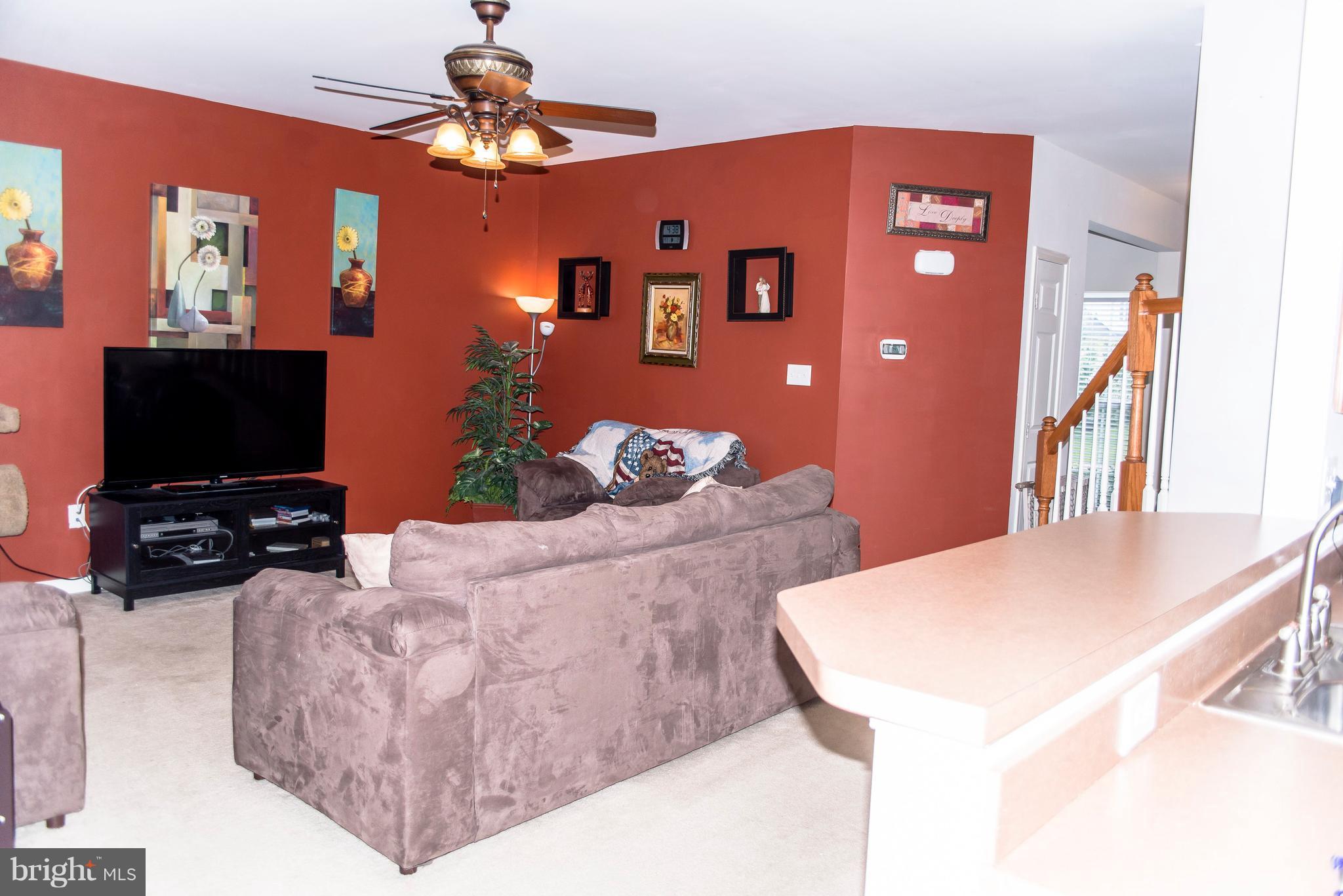 LAKELAND PLACE - Residential