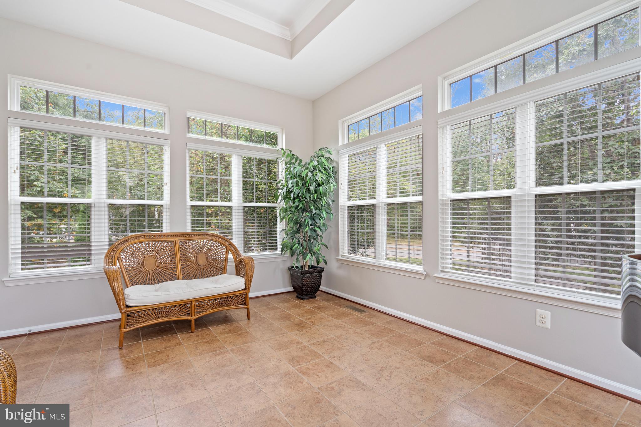 HOLLY CREEK - Residential