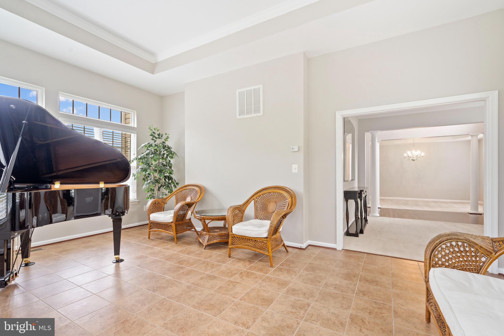 HOLLY CREEK - Residential