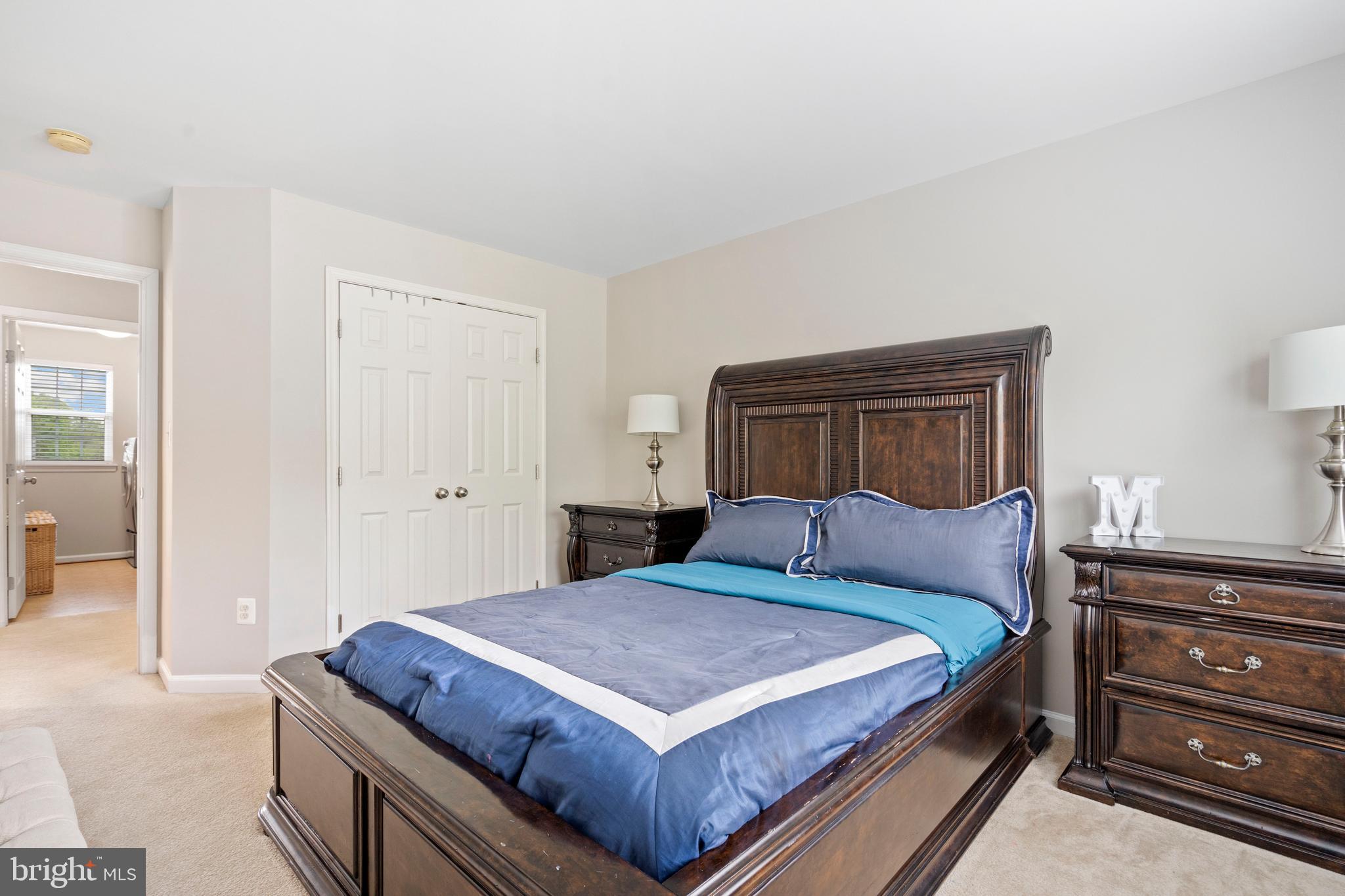 HOLLY CREEK - Residential