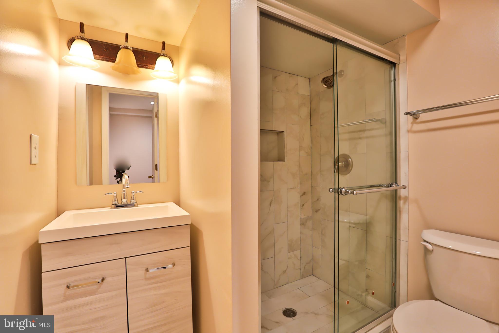 BEAVERBROOK - Residential