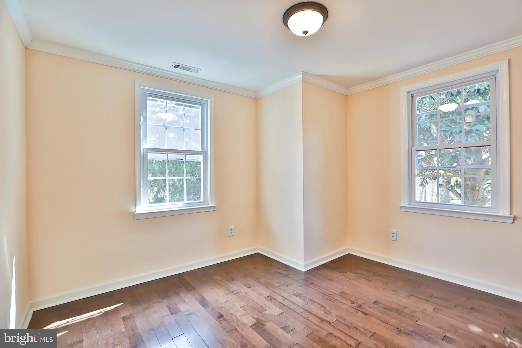 BEAVERBROOK - Residential