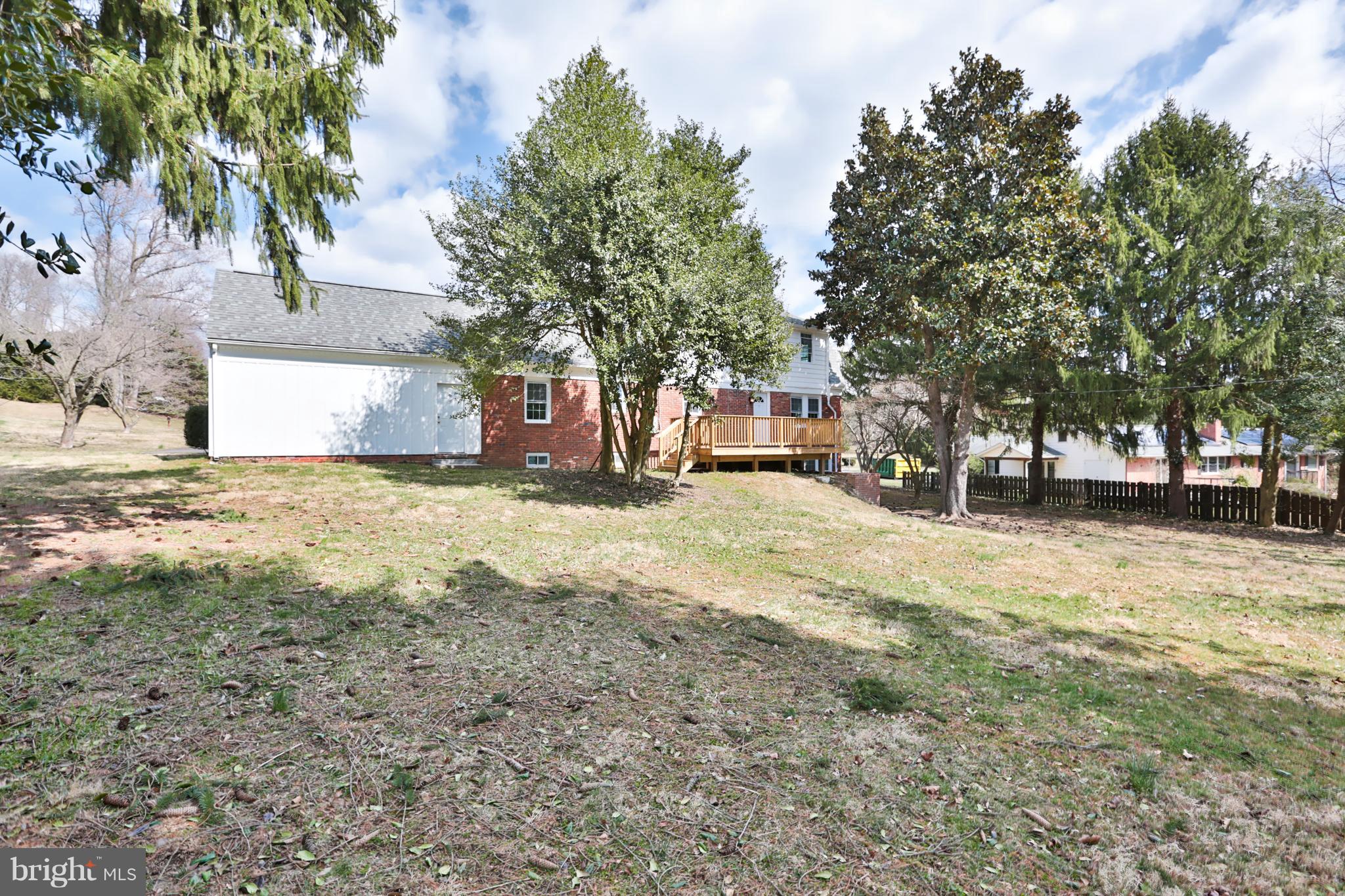 BEAVERBROOK - Residential