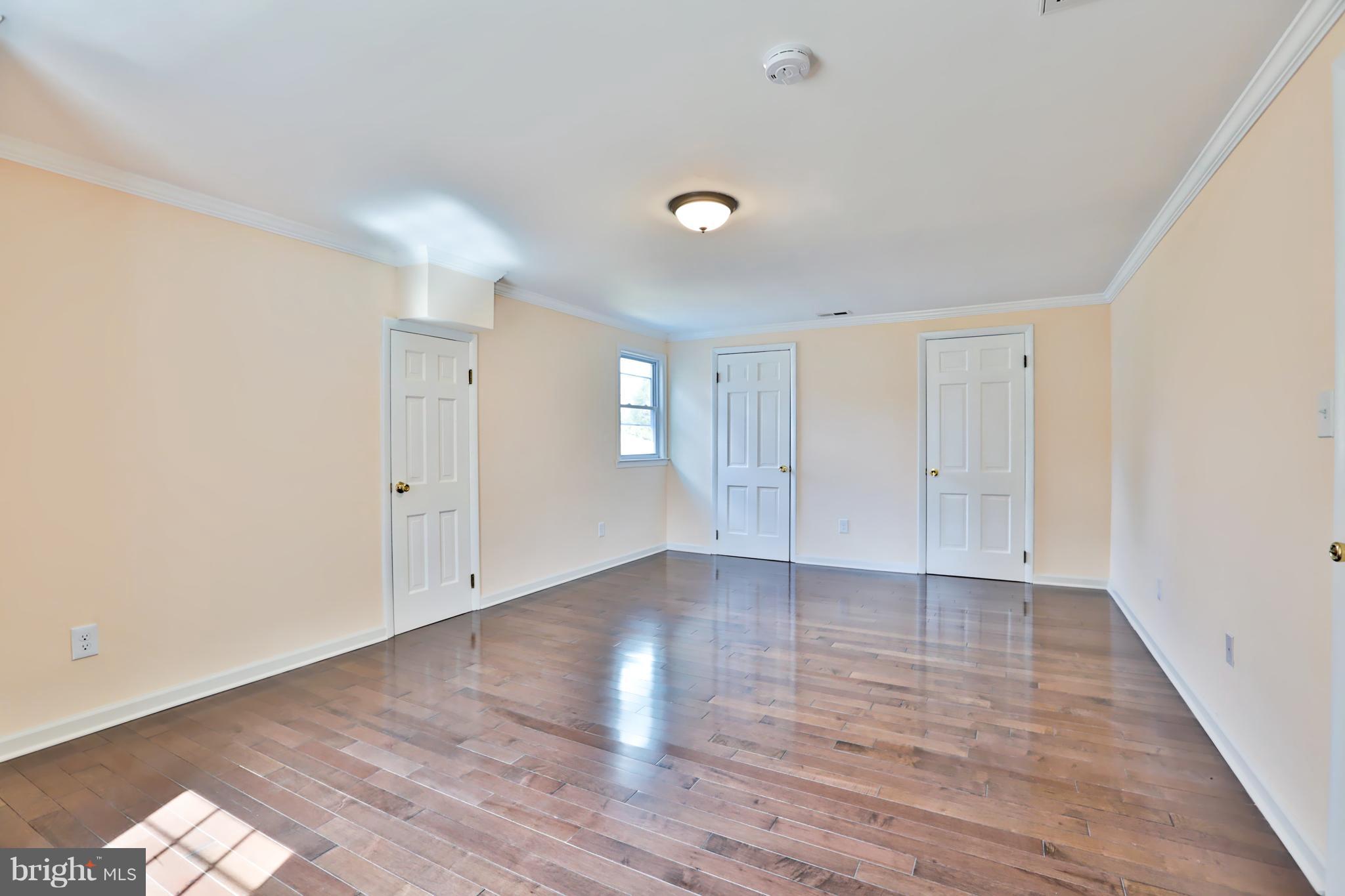 BEAVERBROOK - Residential