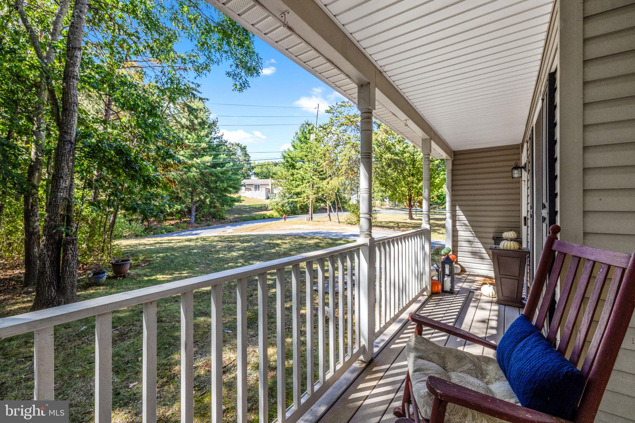 LAKE HOLIDAY ESTATES - Residential