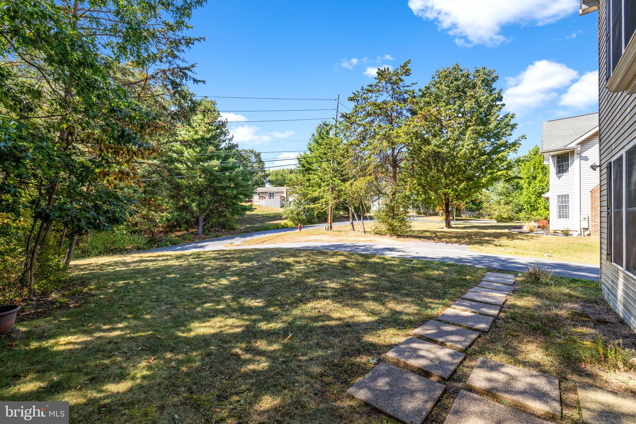 LAKE HOLIDAY ESTATES - Residential