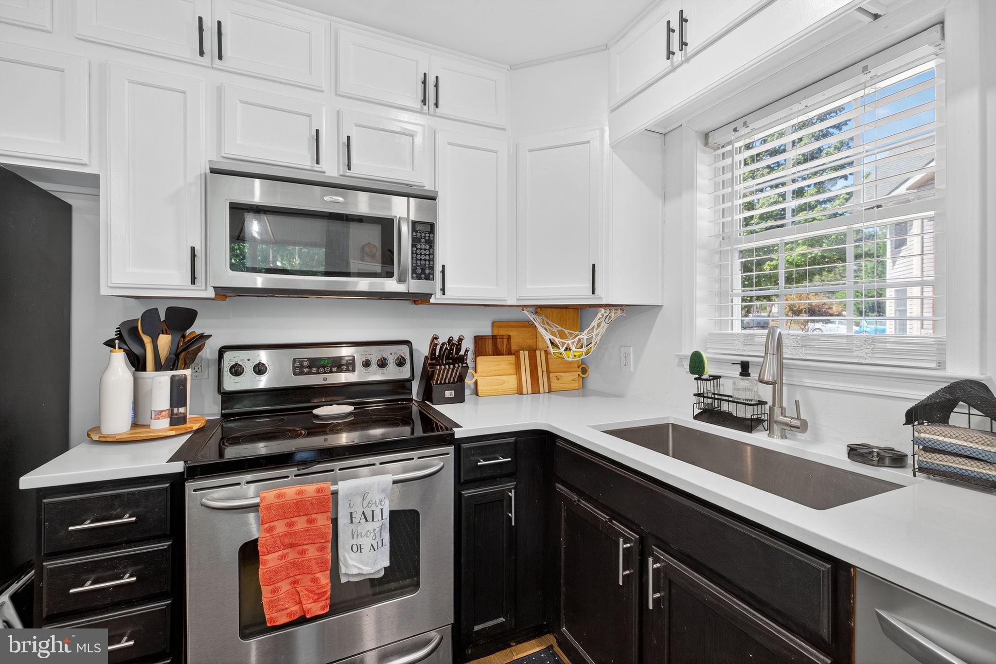 LAKE HOLIDAY ESTATES - Residential