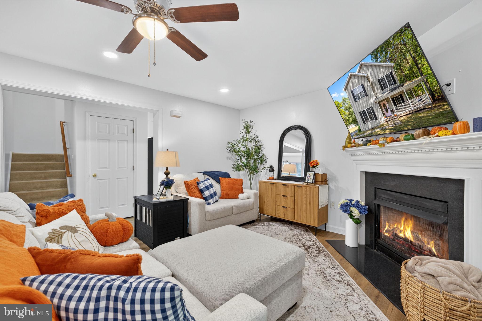 LAKE HOLIDAY ESTATES - Residential