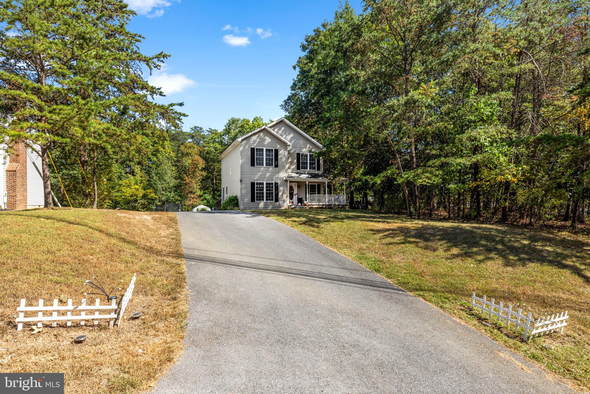 LAKE HOLIDAY ESTATES - Residential