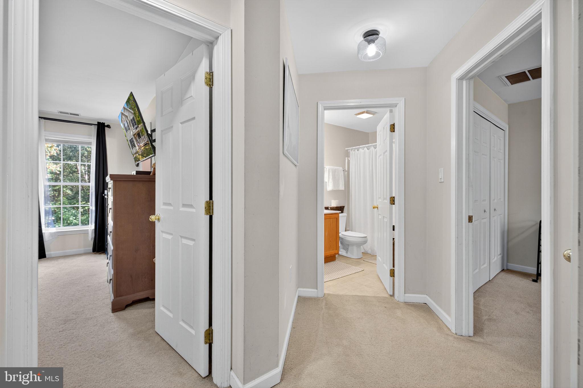 LAKE HOLIDAY ESTATES - Residential