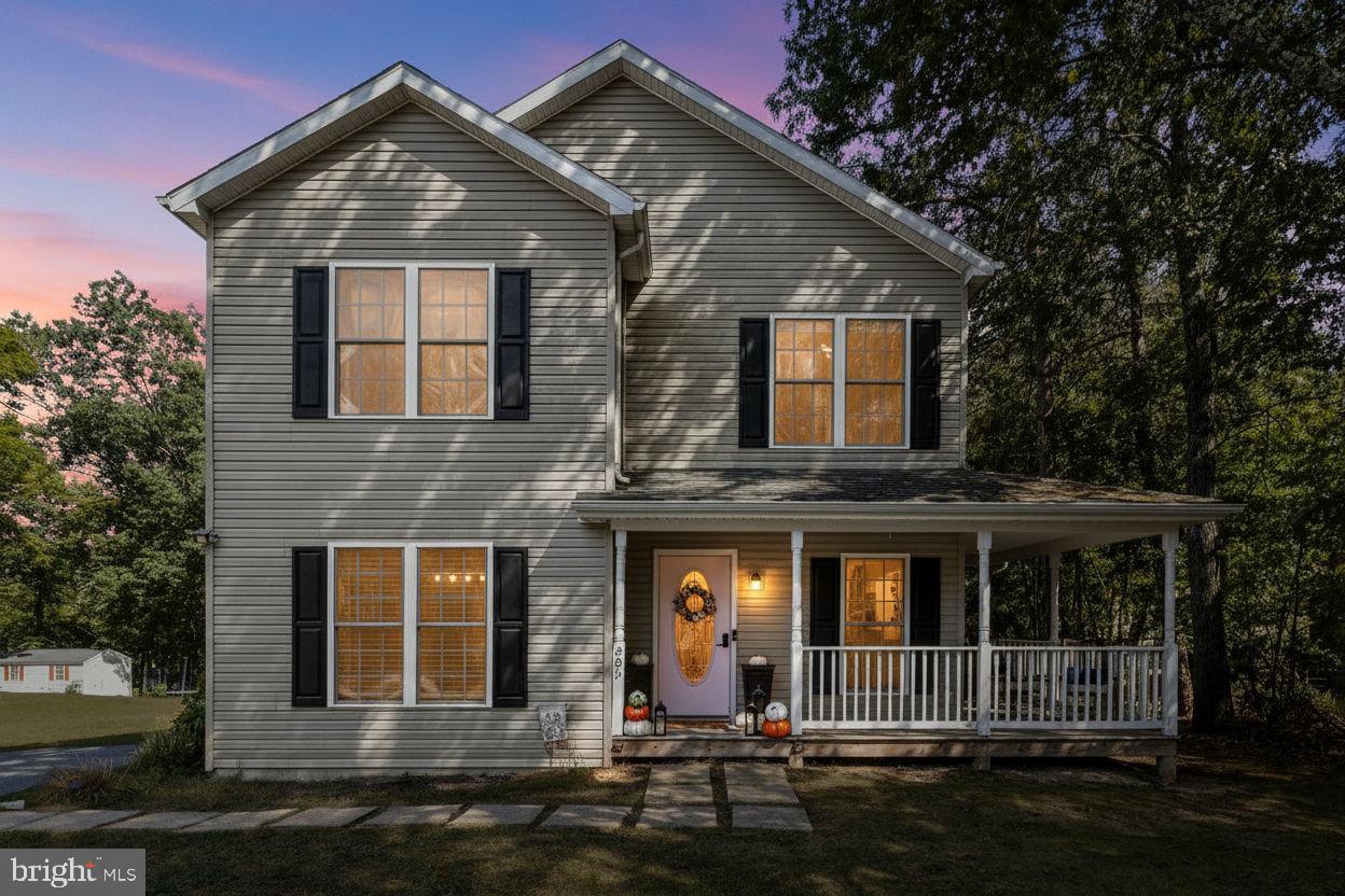 LAKE HOLIDAY ESTATES - Residential