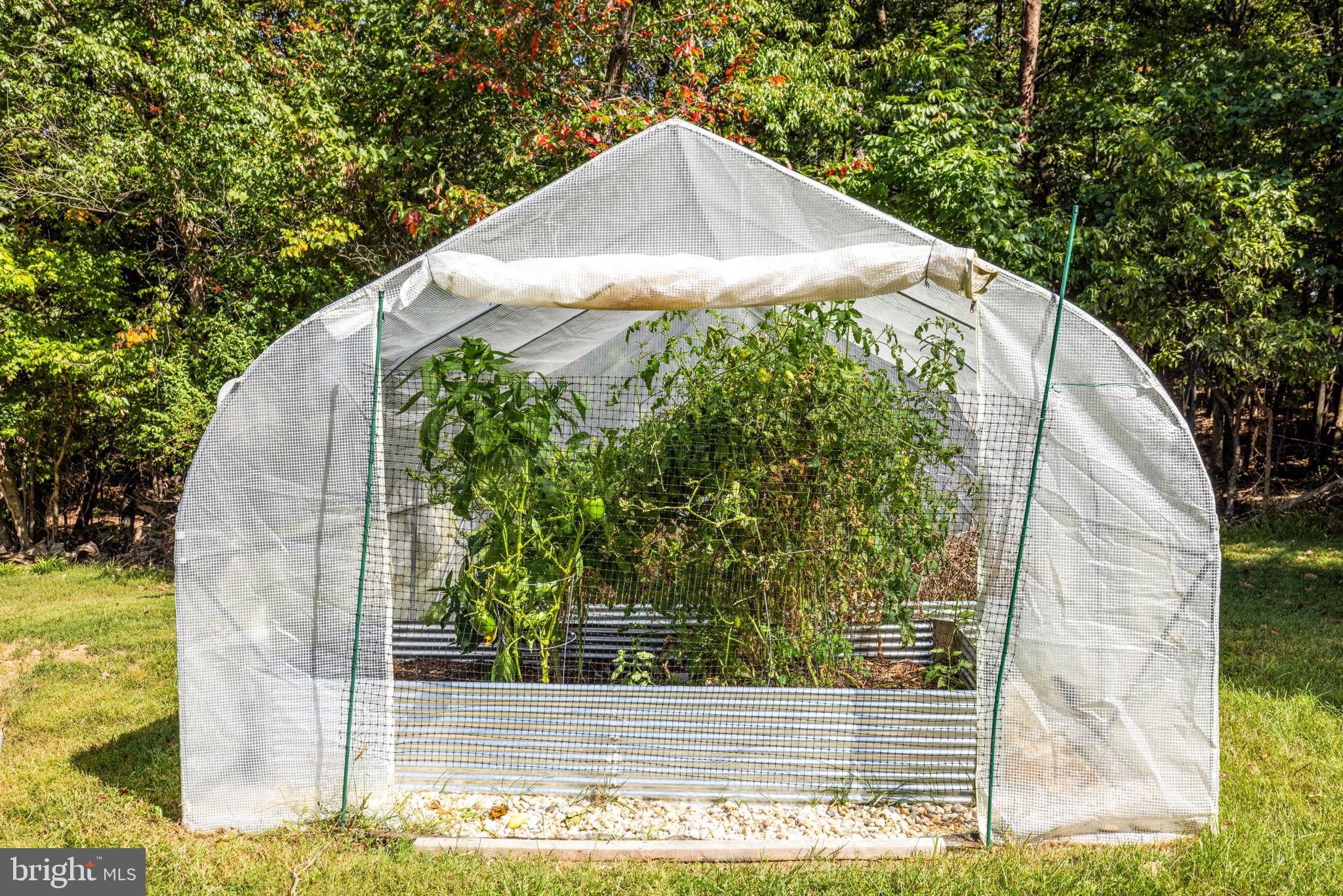 LAKE HOLIDAY ESTATES - Residential