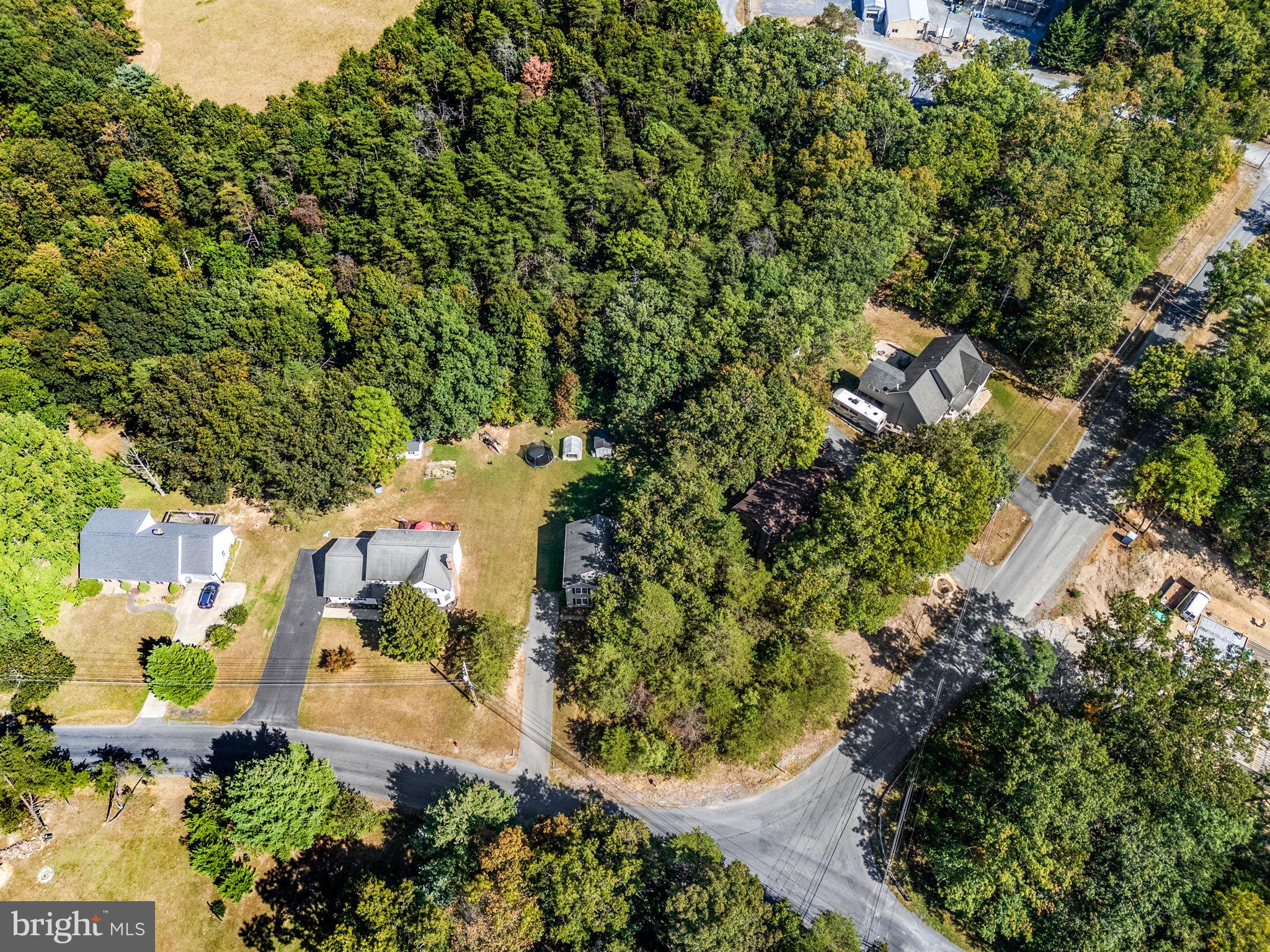 LAKE HOLIDAY ESTATES - Residential