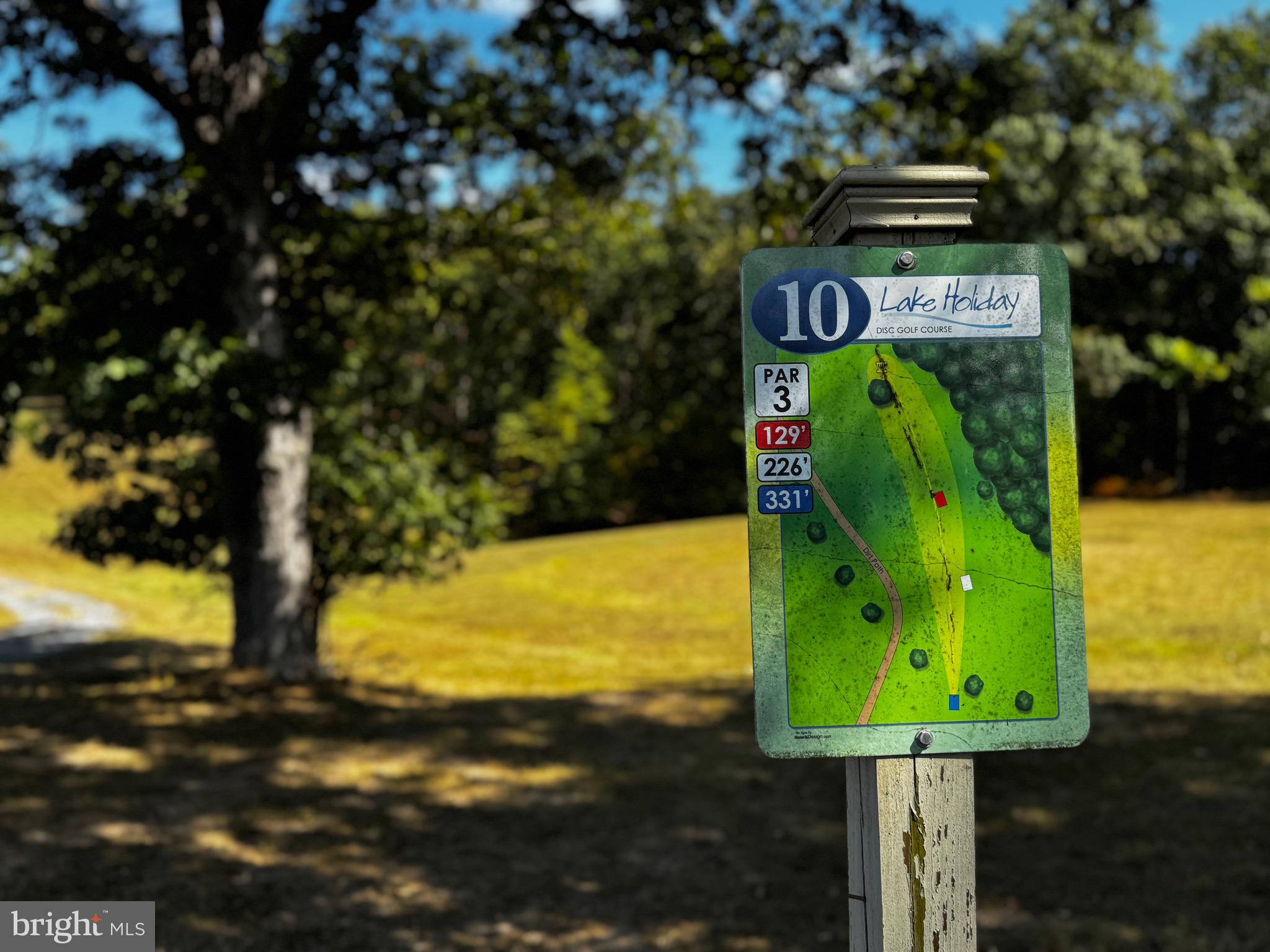 LAKE HOLIDAY ESTATES - Residential