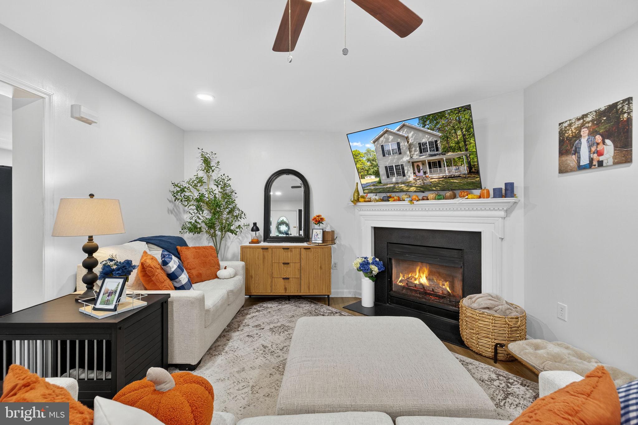 LAKE HOLIDAY ESTATES - Residential