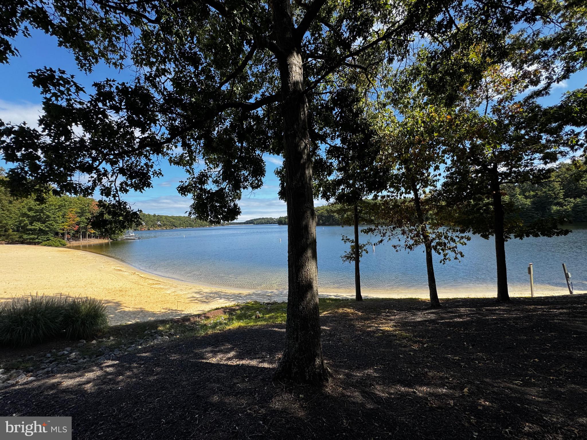 LAKE HOLIDAY ESTATES - Residential