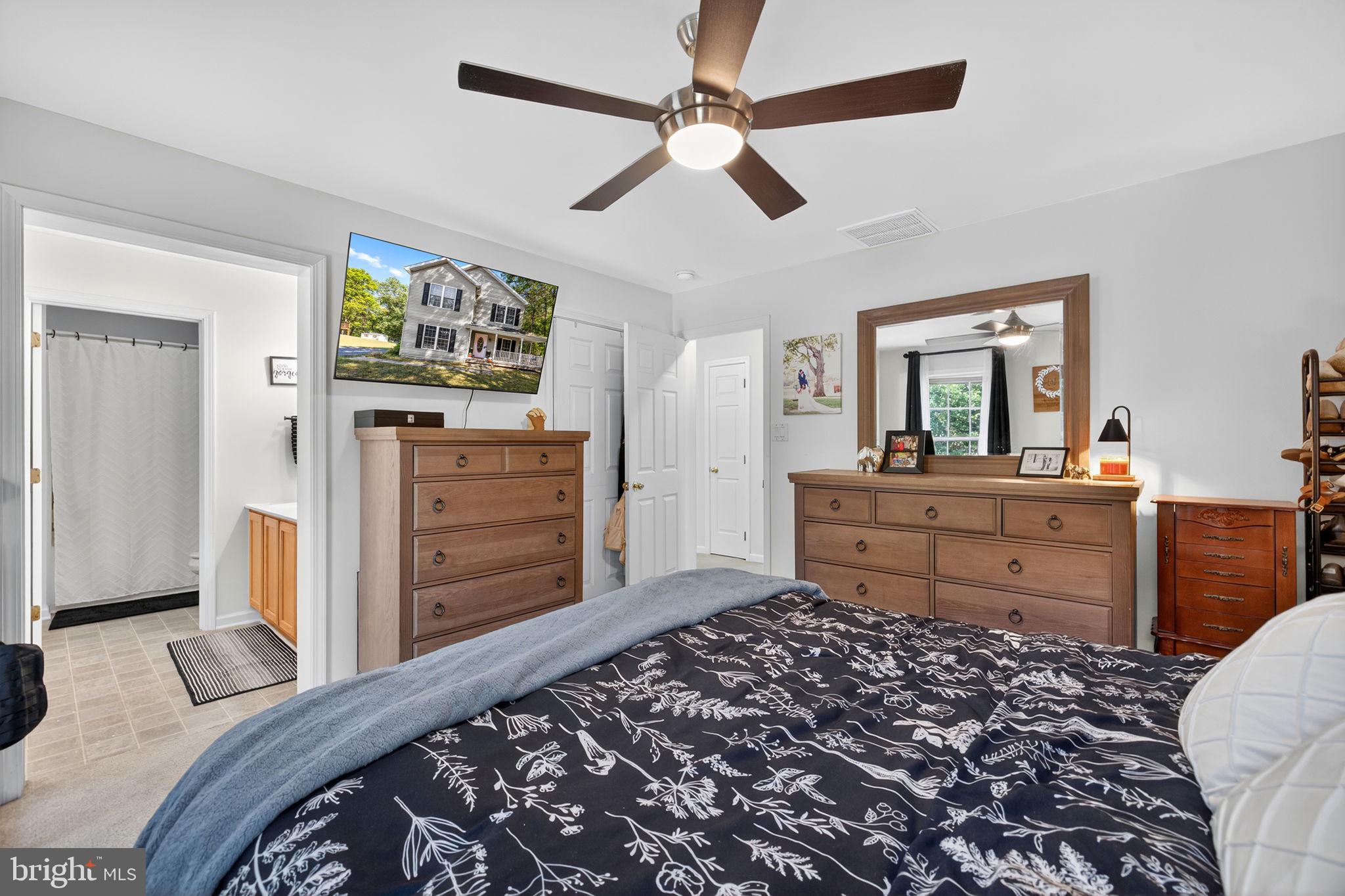 LAKE HOLIDAY ESTATES - Residential