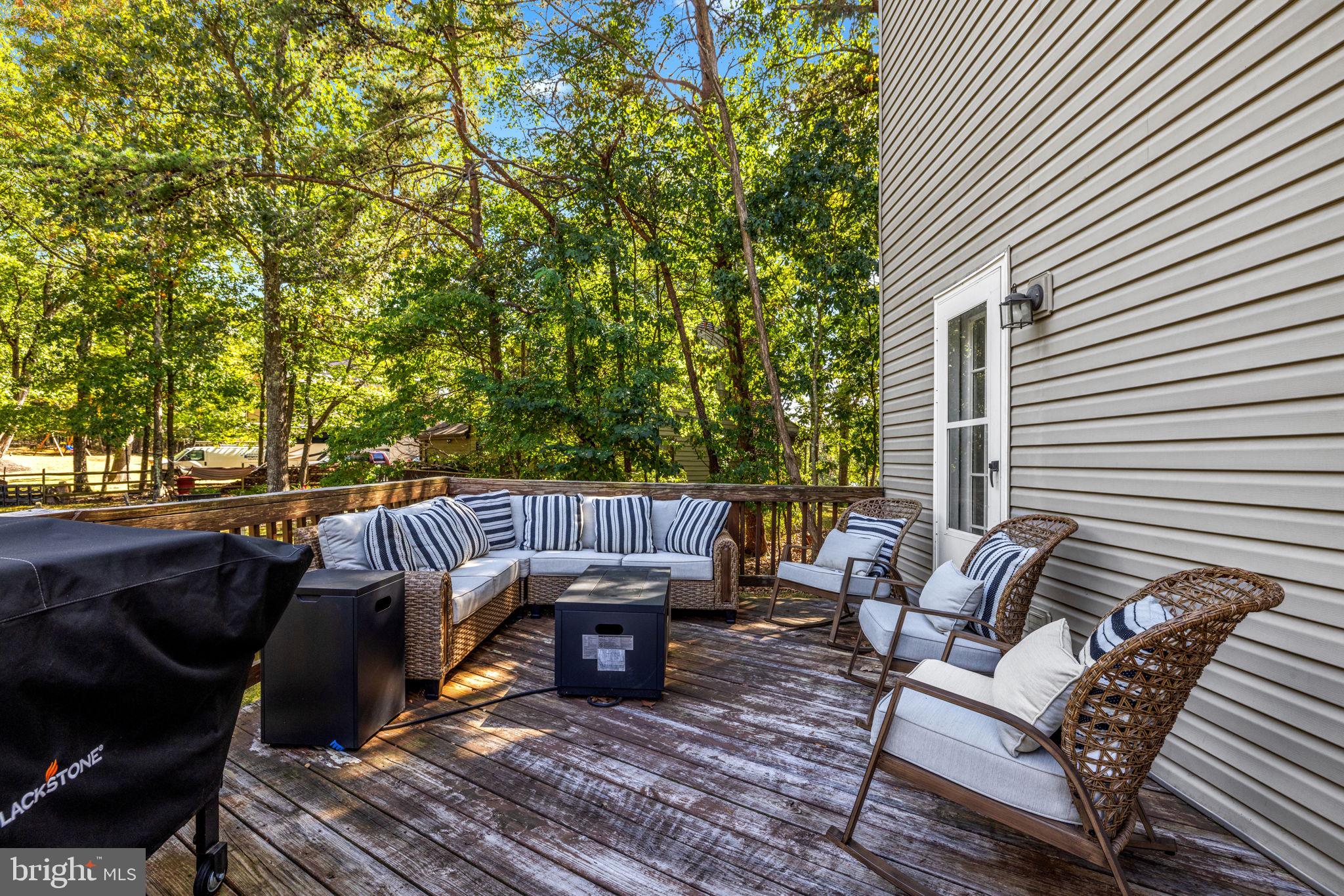 LAKE HOLIDAY ESTATES - Residential