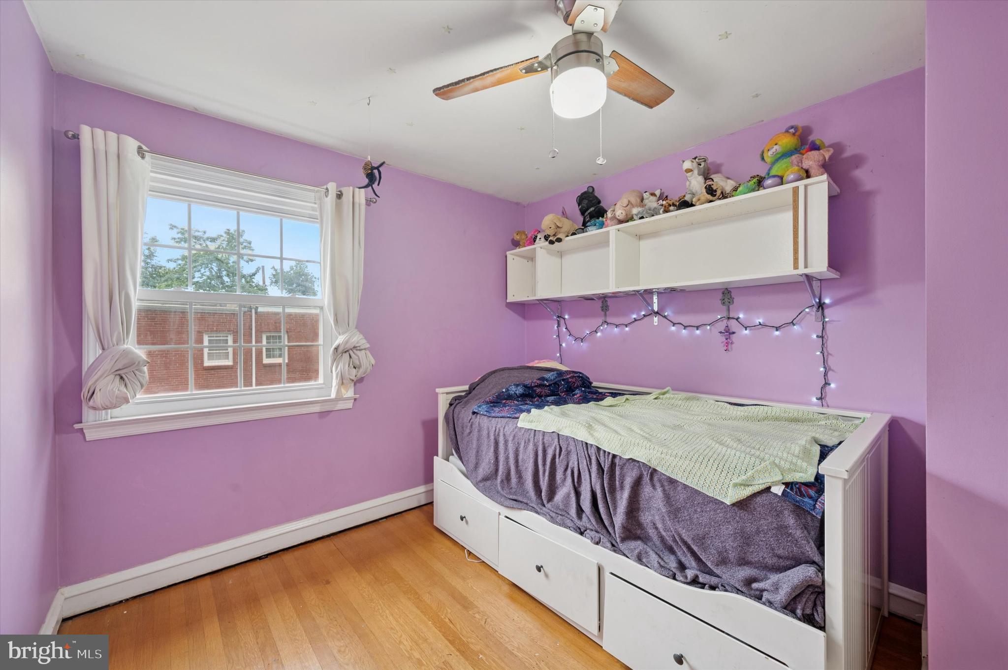 HOLLY HOUSE - Residential