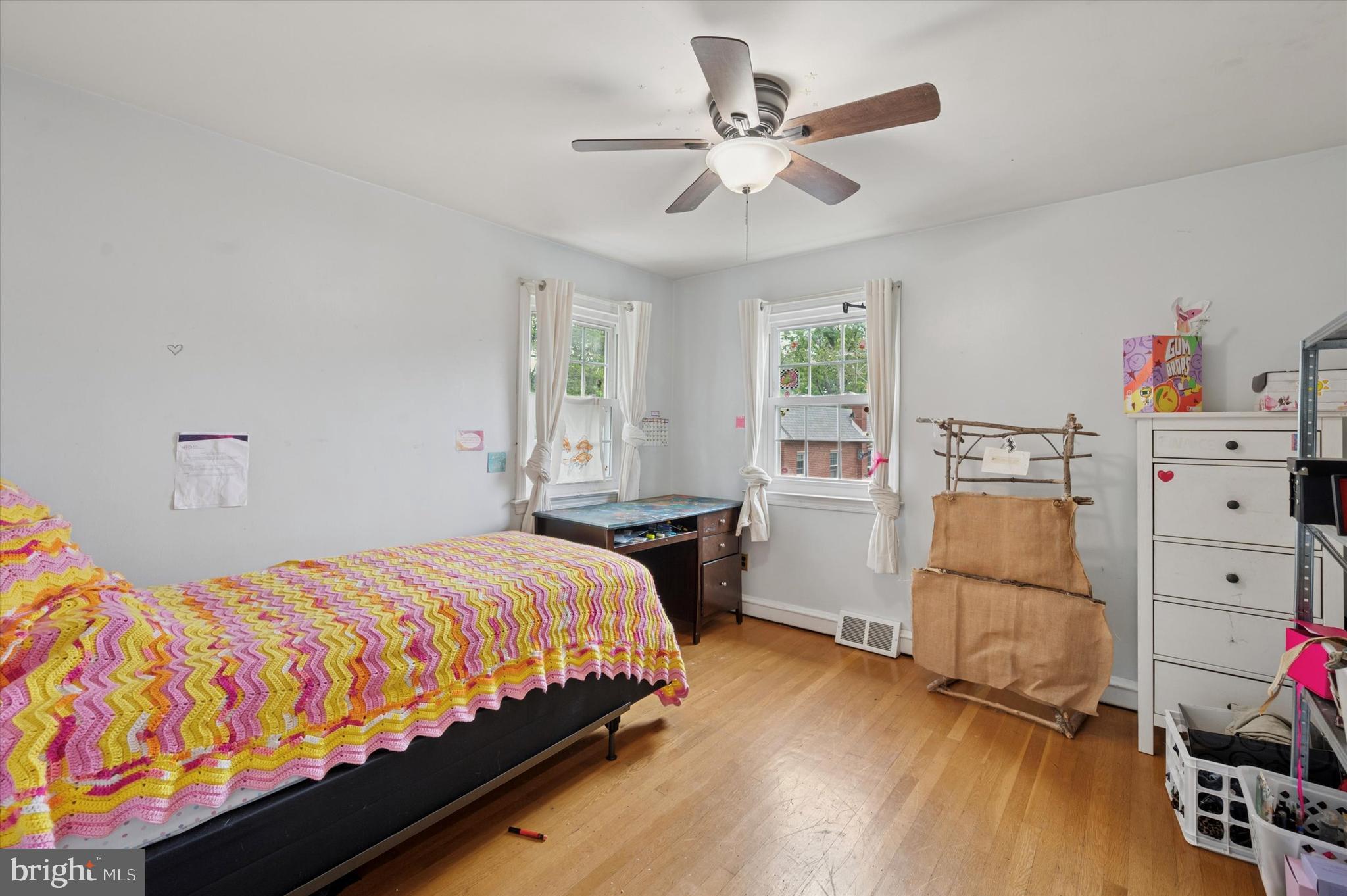 HOLLY HOUSE - Residential