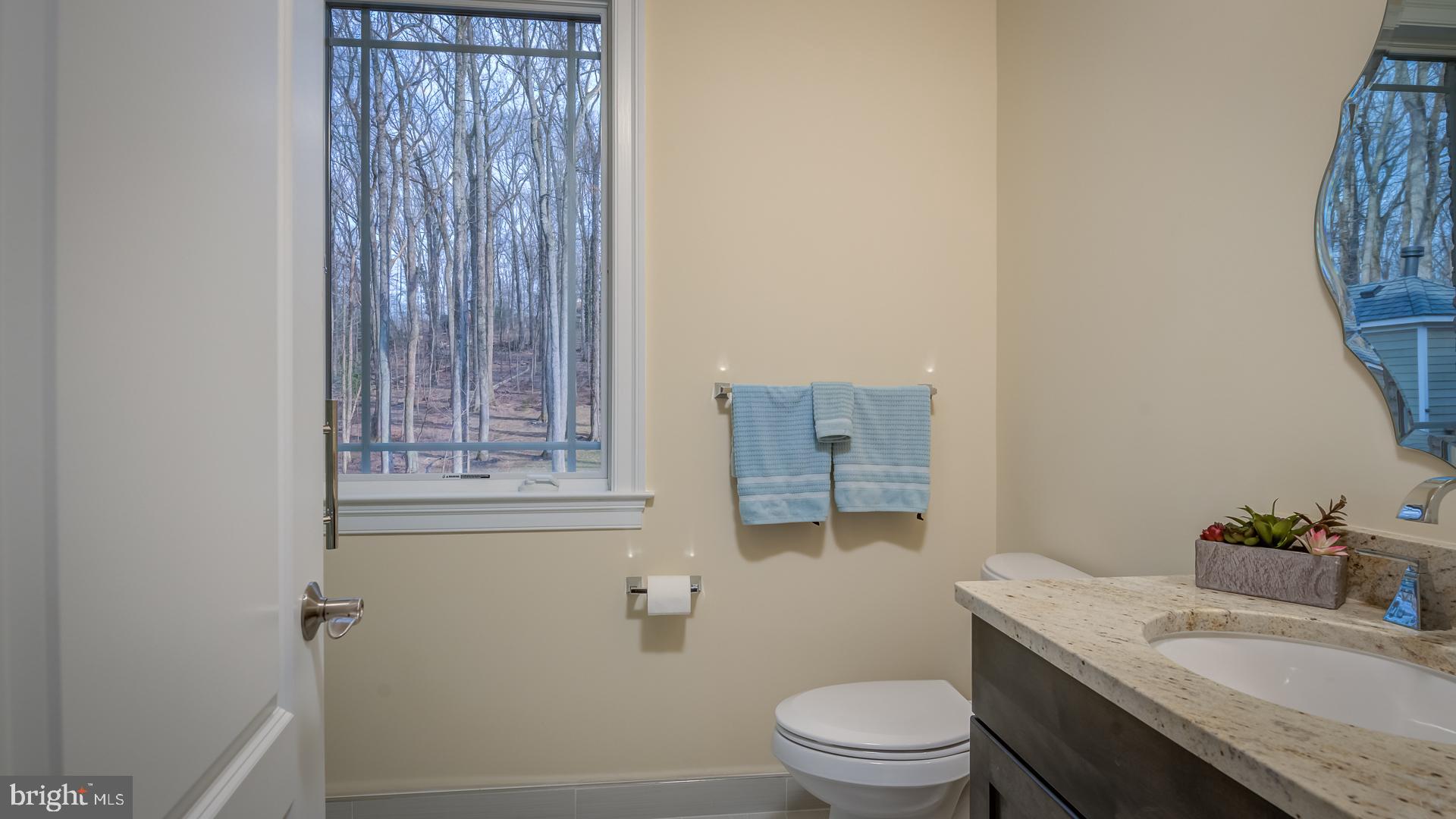 WOODSIDE ESTATES - Residential