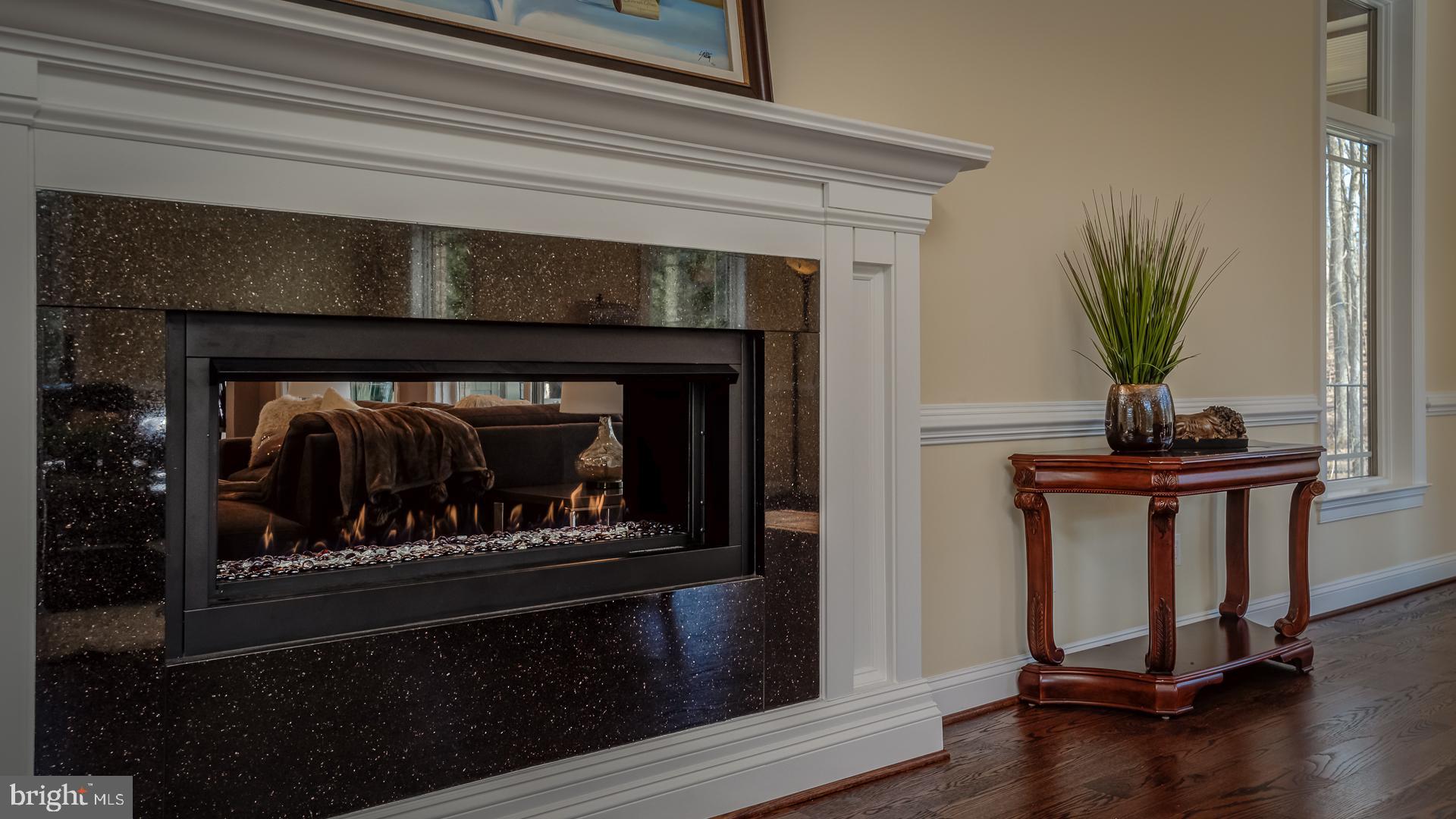 WOODSIDE ESTATES - Residential