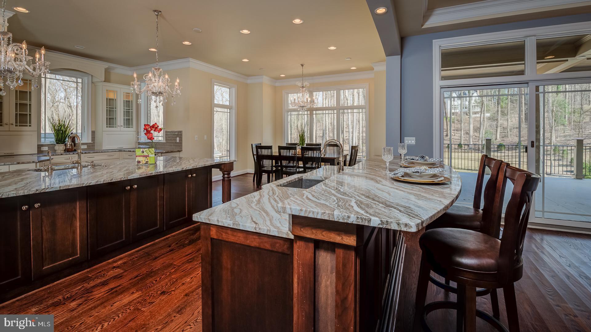 WOODSIDE ESTATES - Residential