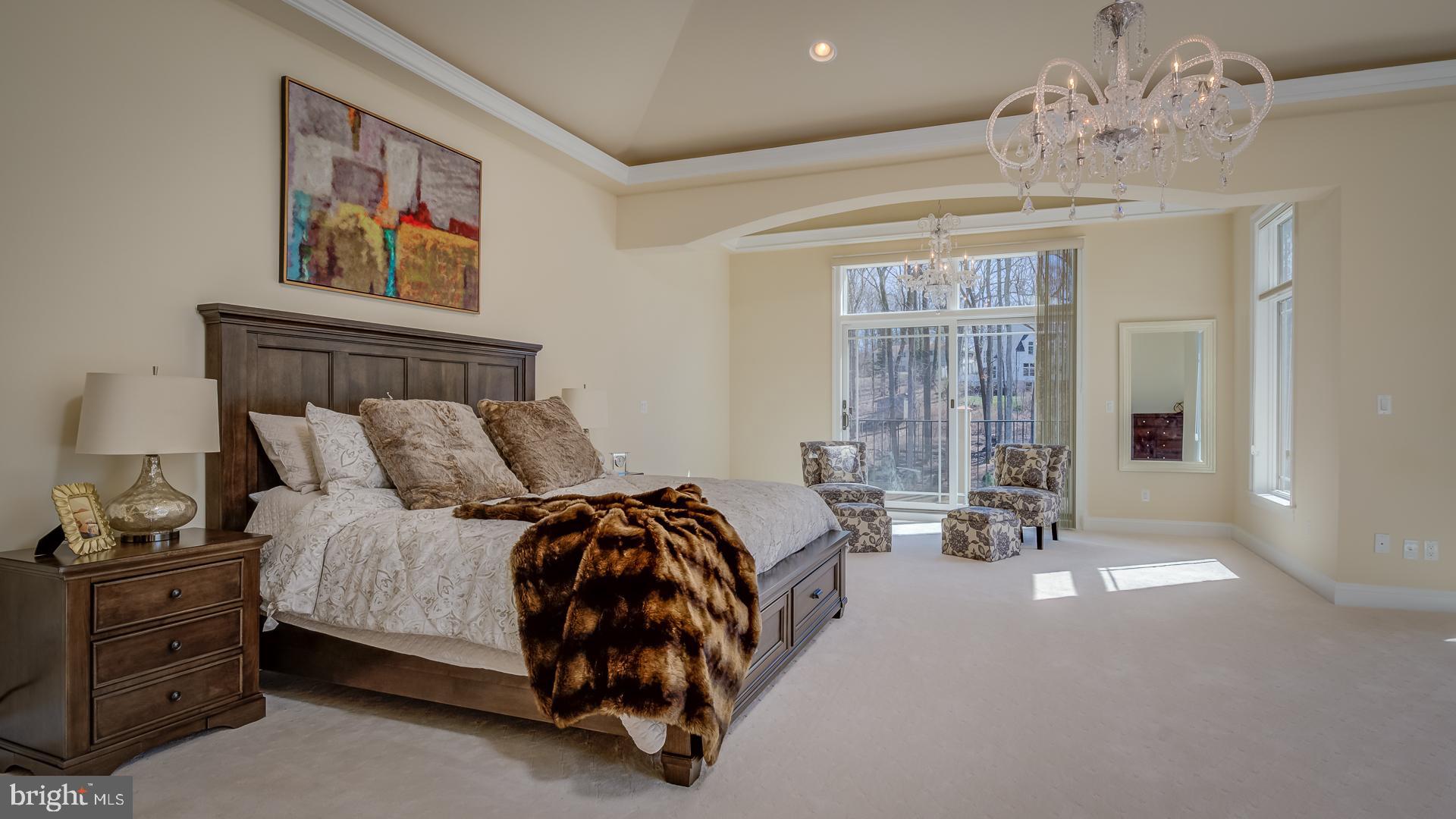 WOODSIDE ESTATES - Residential