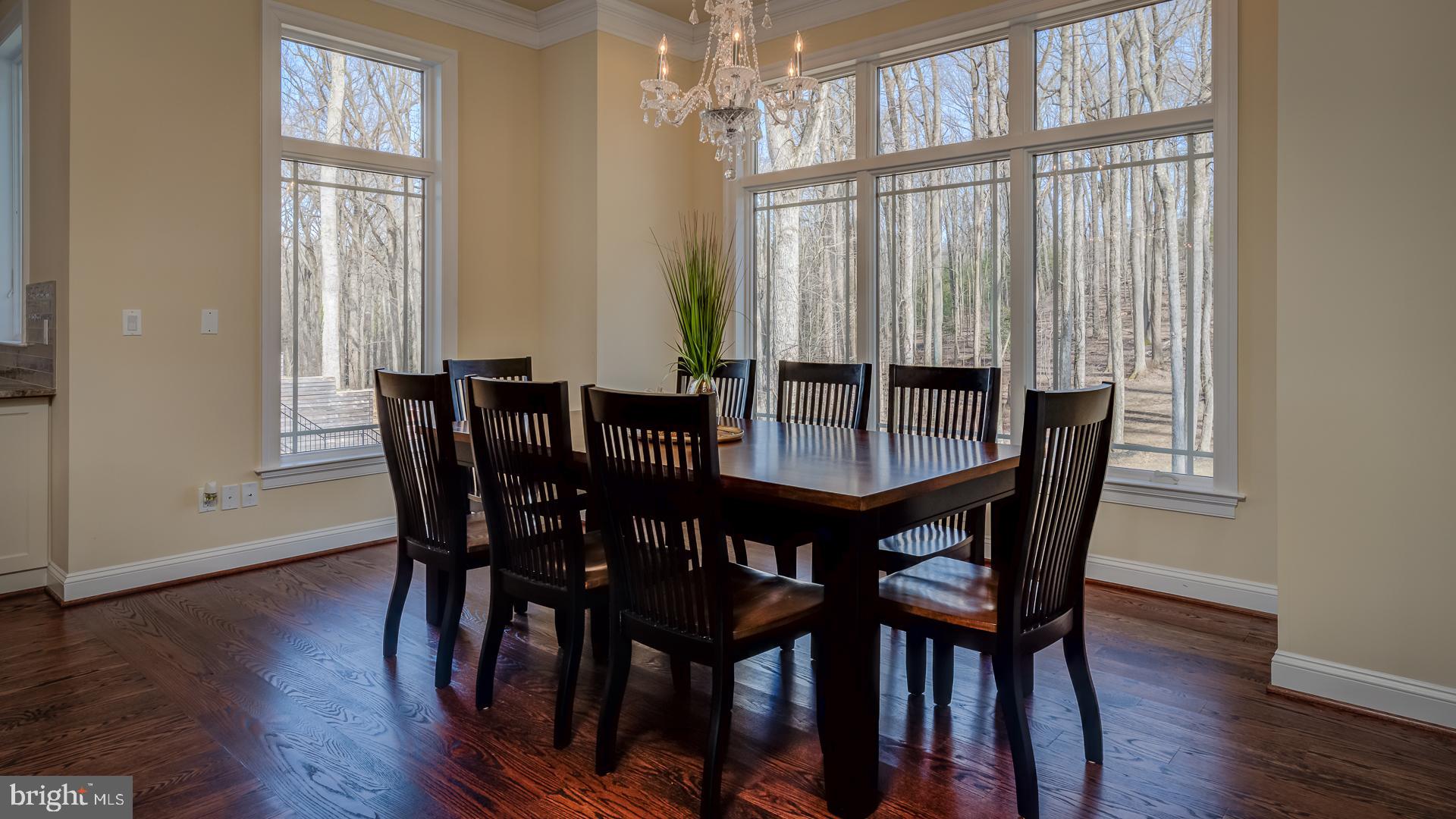 WOODSIDE ESTATES - Residential