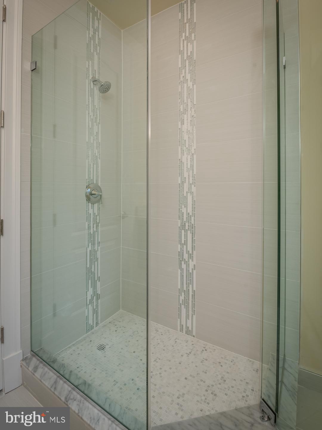 WOODSIDE ESTATES - Residential