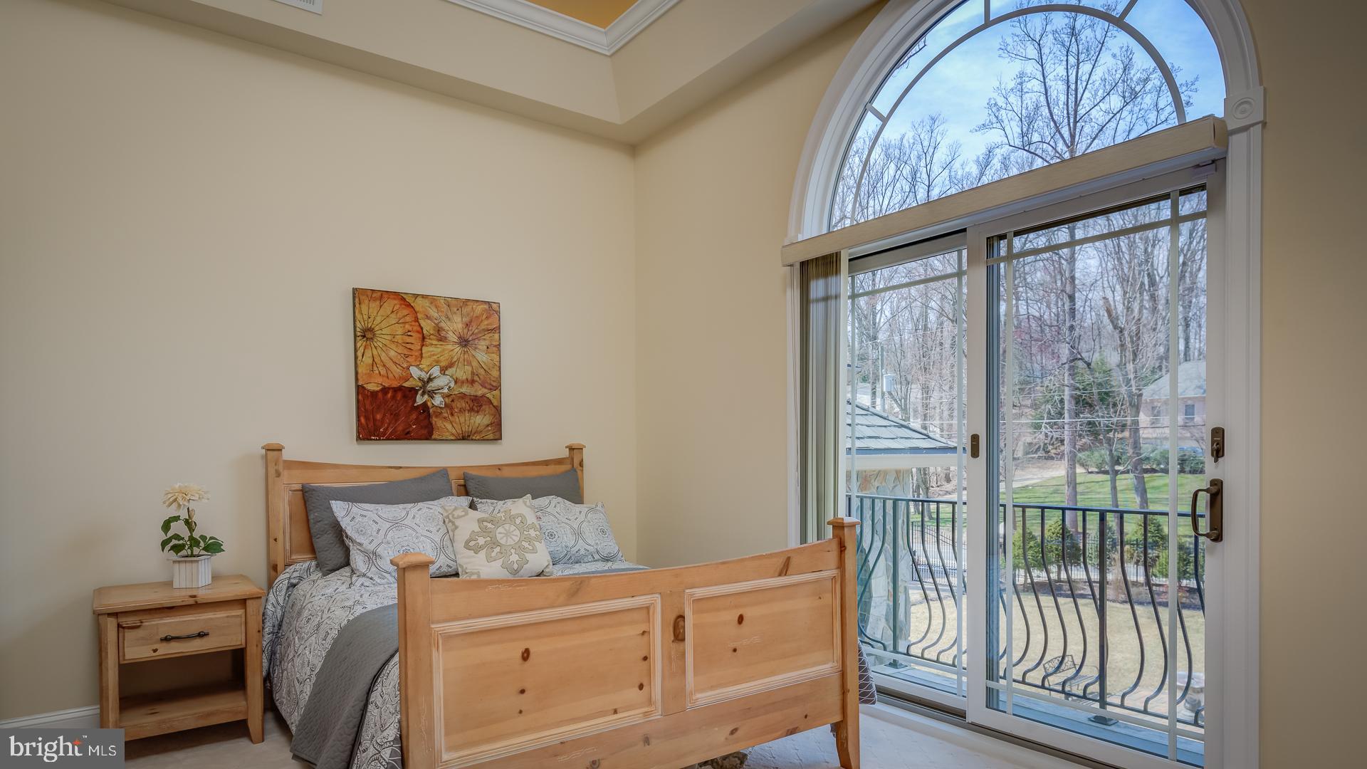 WOODSIDE ESTATES - Residential