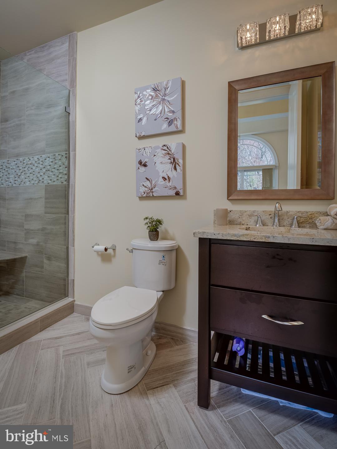 WOODSIDE ESTATES - Residential