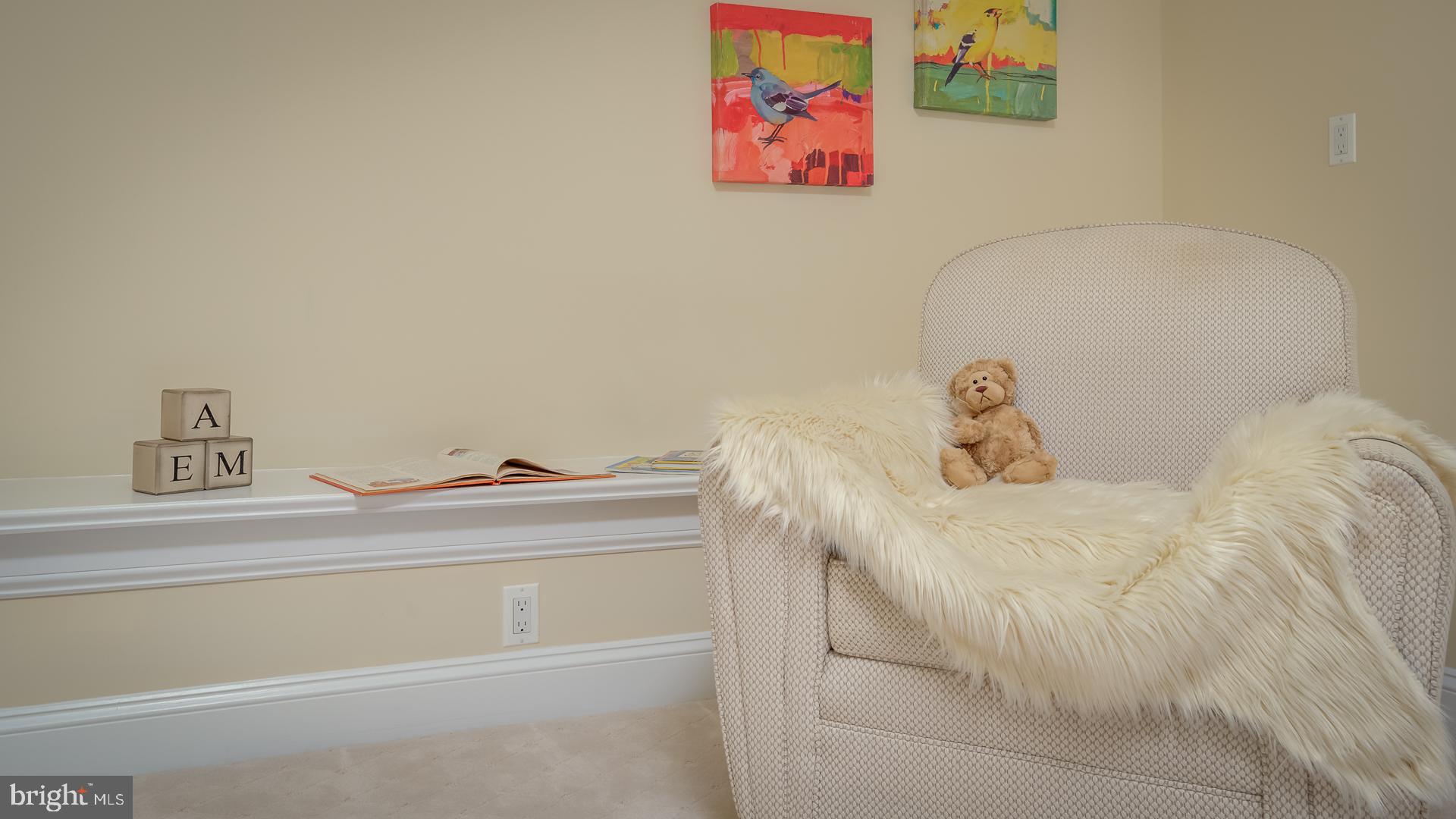 WOODSIDE ESTATES - Residential