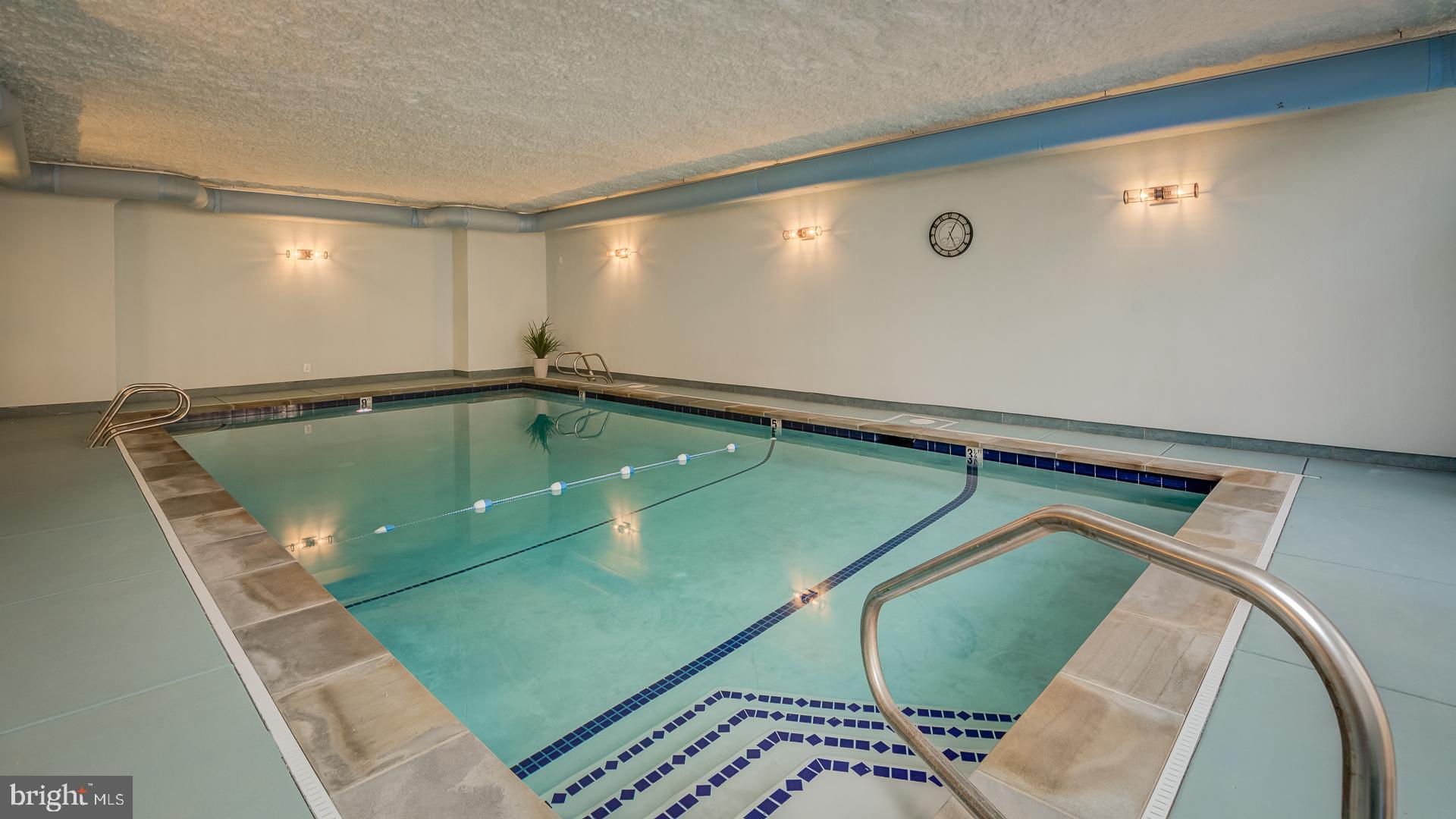 WOODSIDE ESTATES - Residential