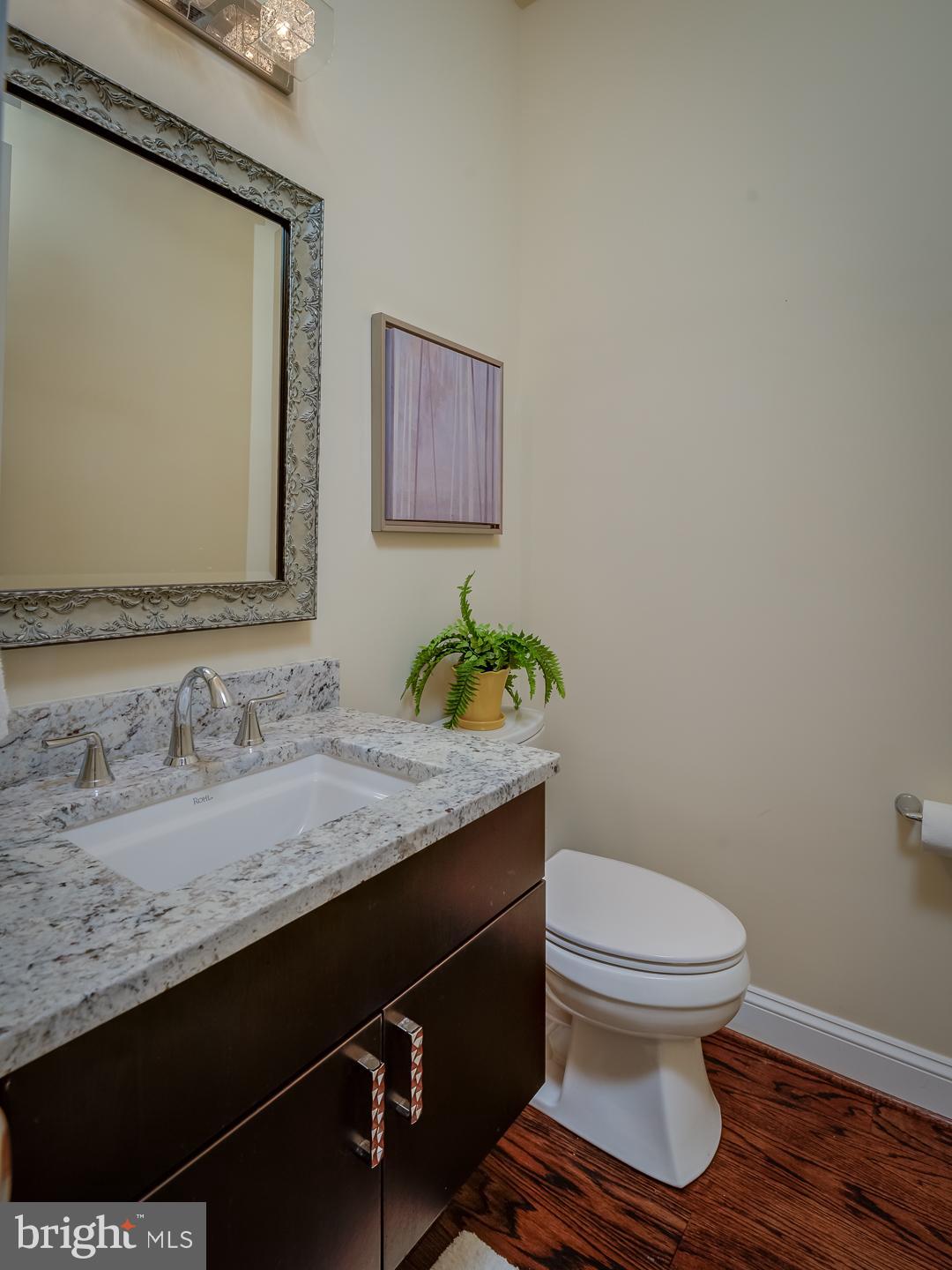 WOODSIDE ESTATES - Residential