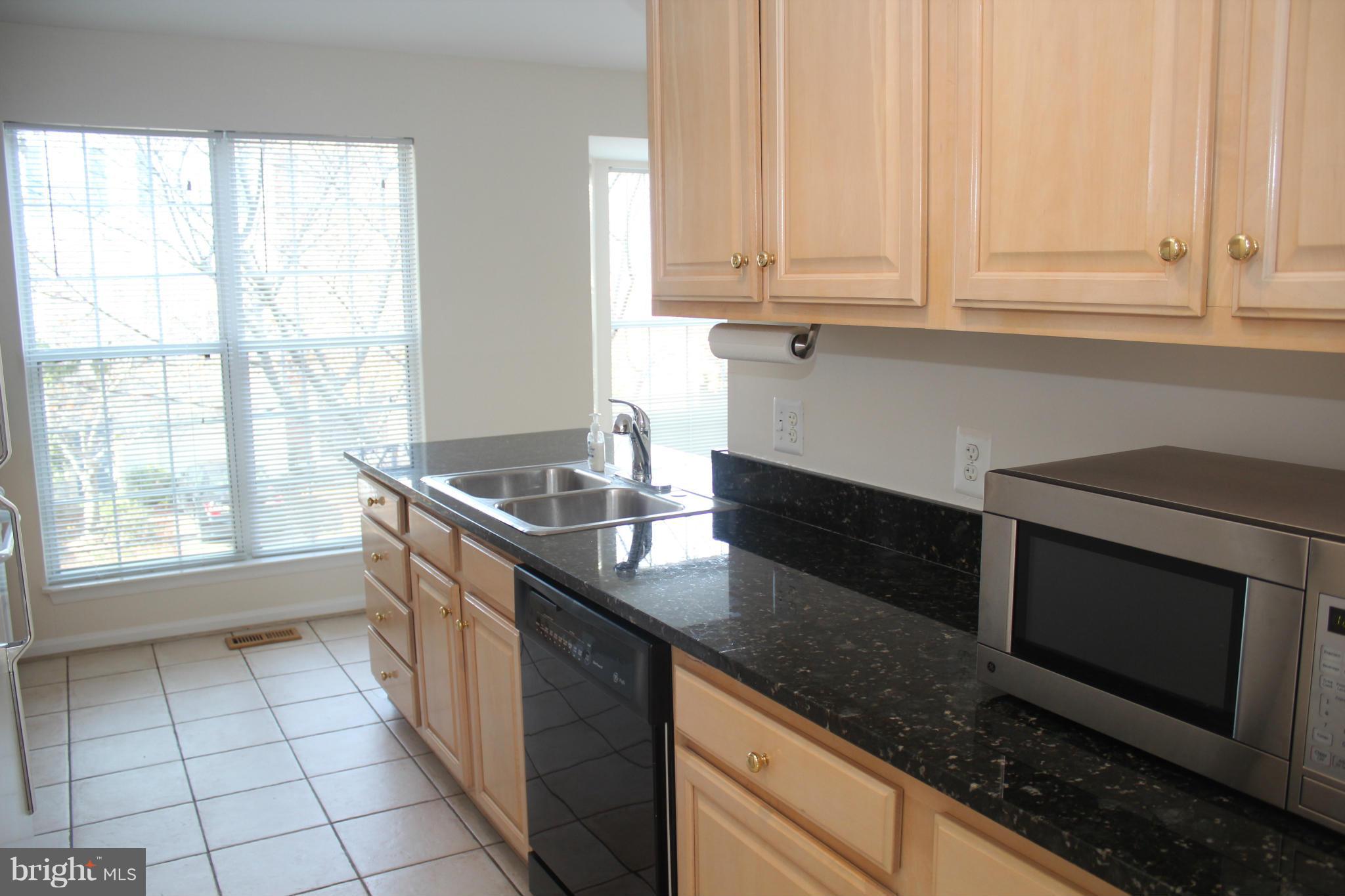 PARKWAY PLAZA - Residential Lease