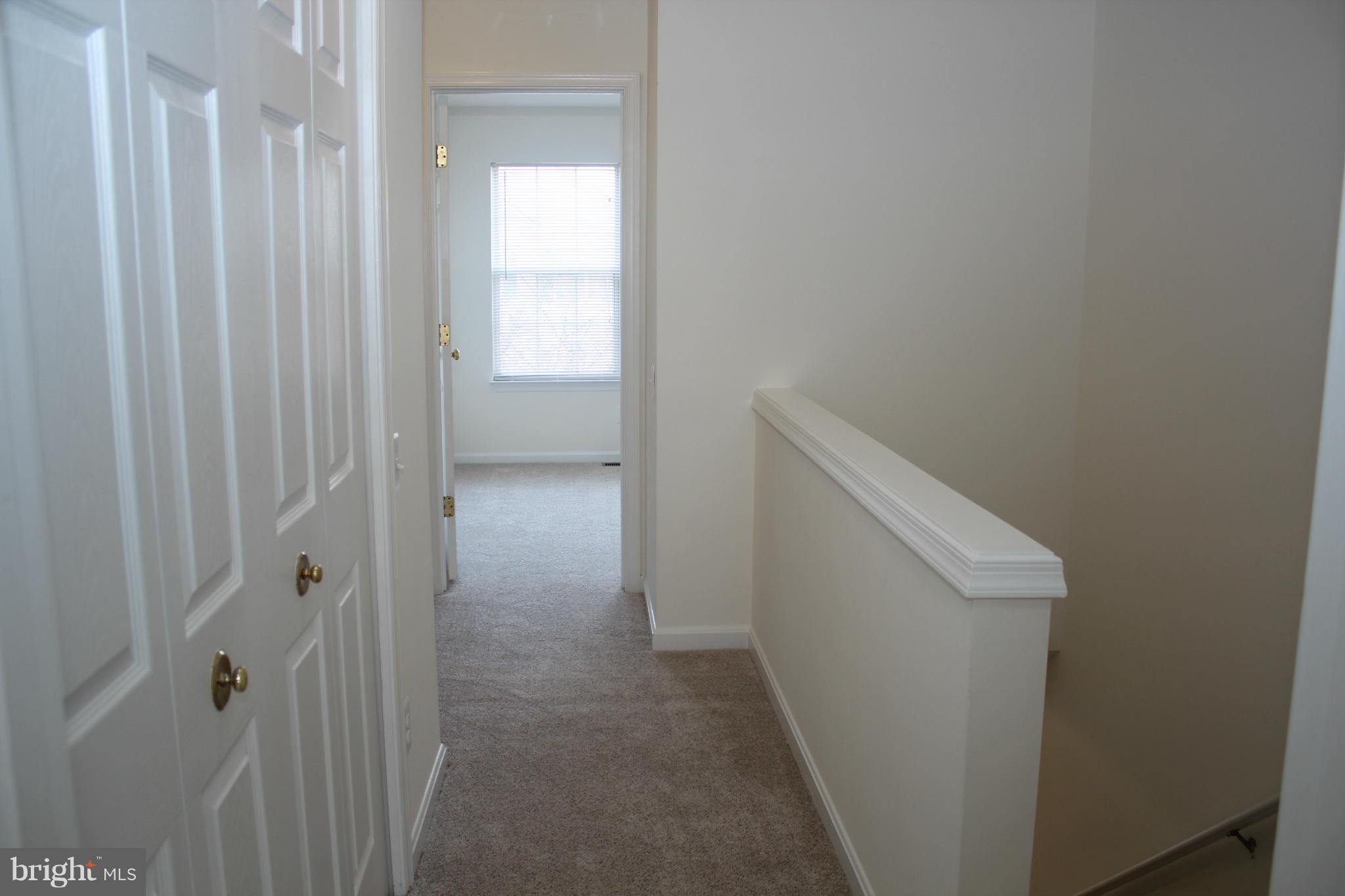 PARKWAY PLAZA - Residential Lease