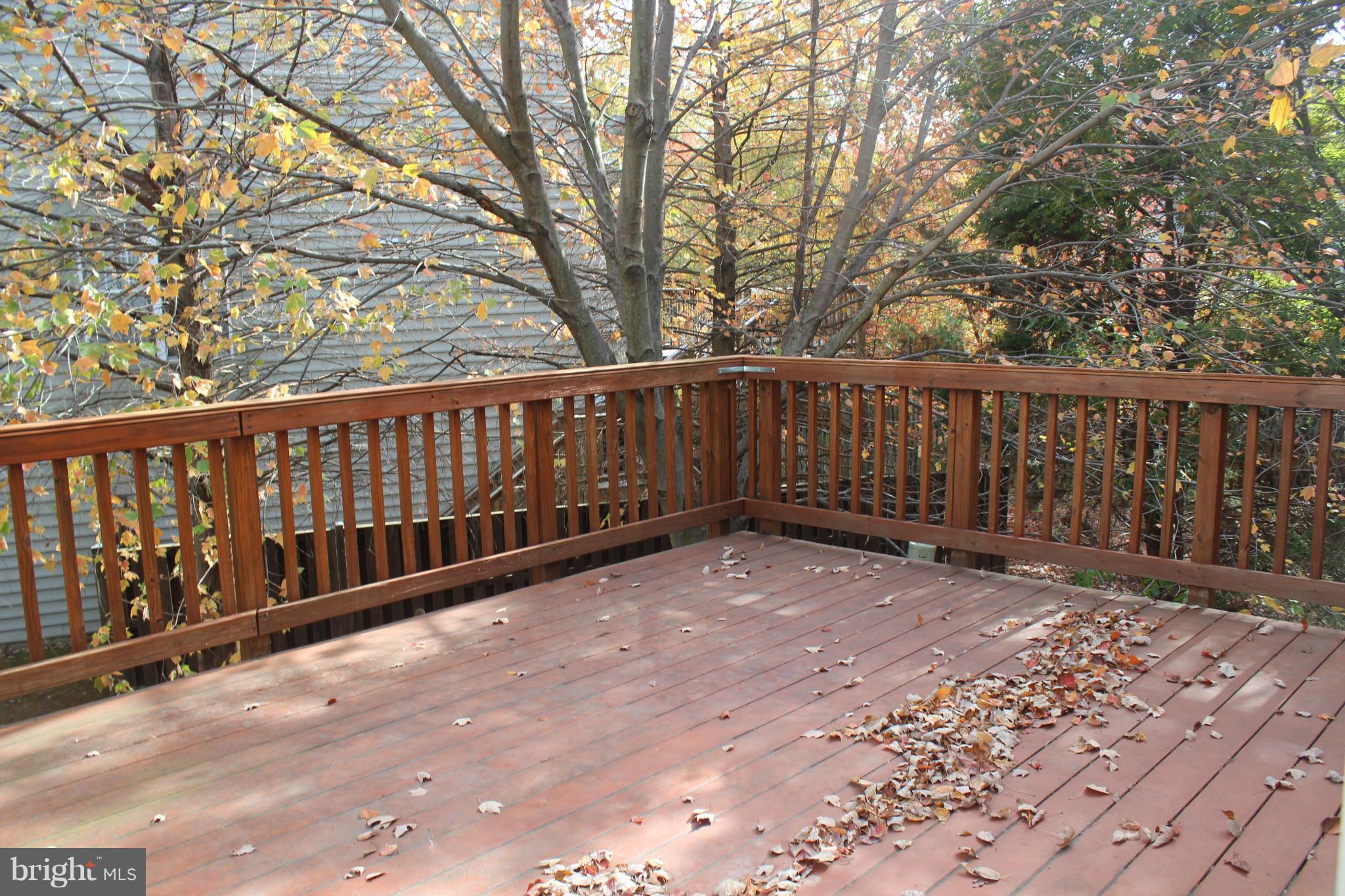 PARKWAY PLAZA - Residential Lease