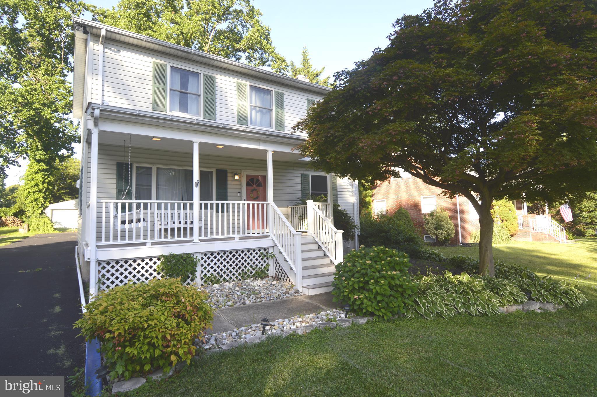 BAUERNSCHMIDT MANOR - Residential