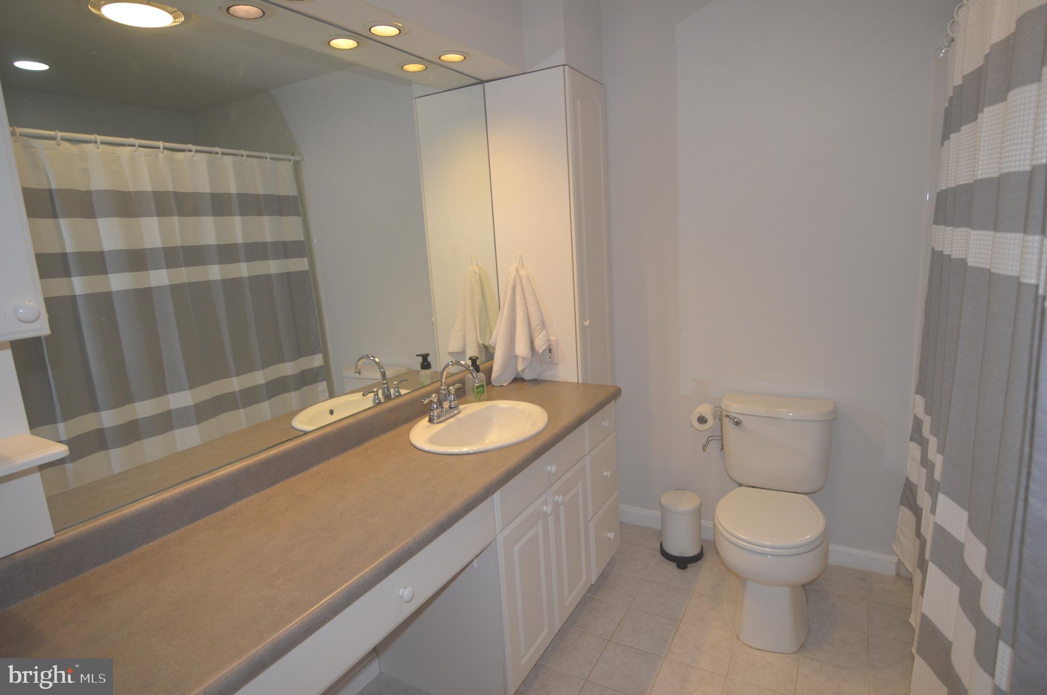 BAUERNSCHMIDT MANOR - Residential