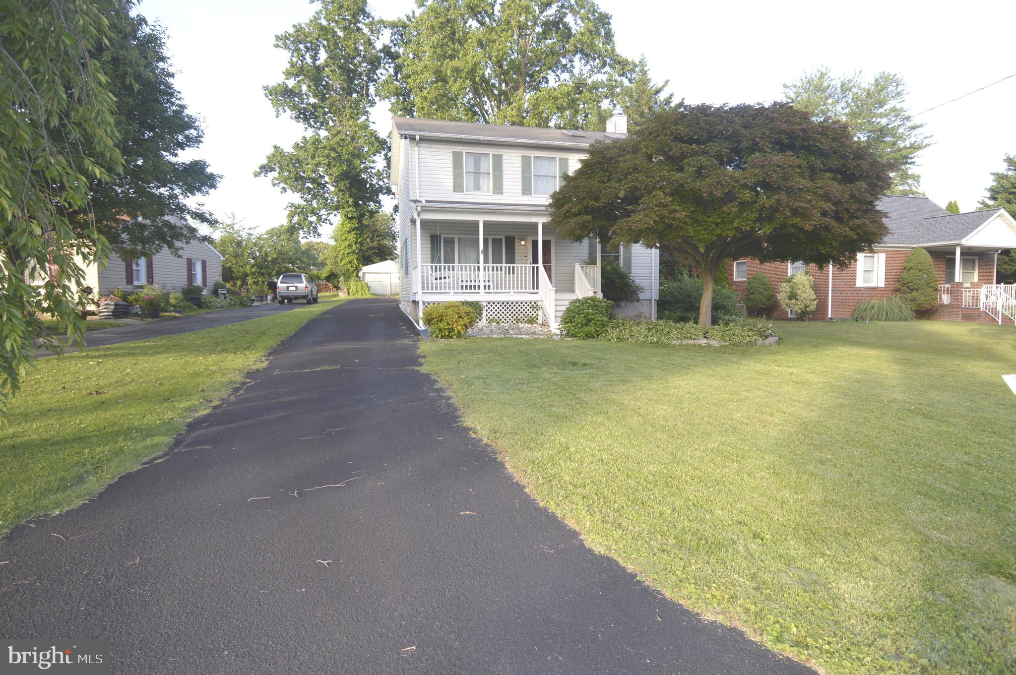 BAUERNSCHMIDT MANOR - Residential
