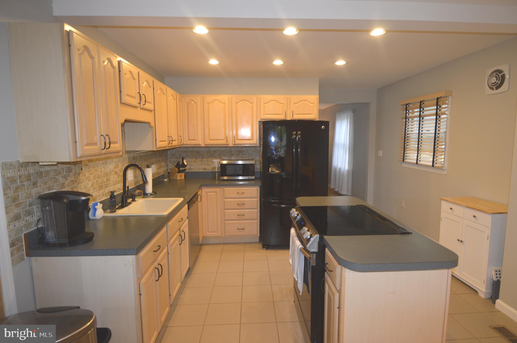 BAUERNSCHMIDT MANOR - Residential