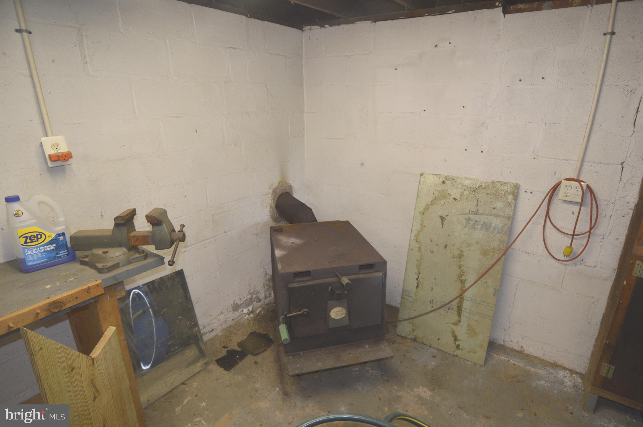 BAUERNSCHMIDT MANOR - Residential