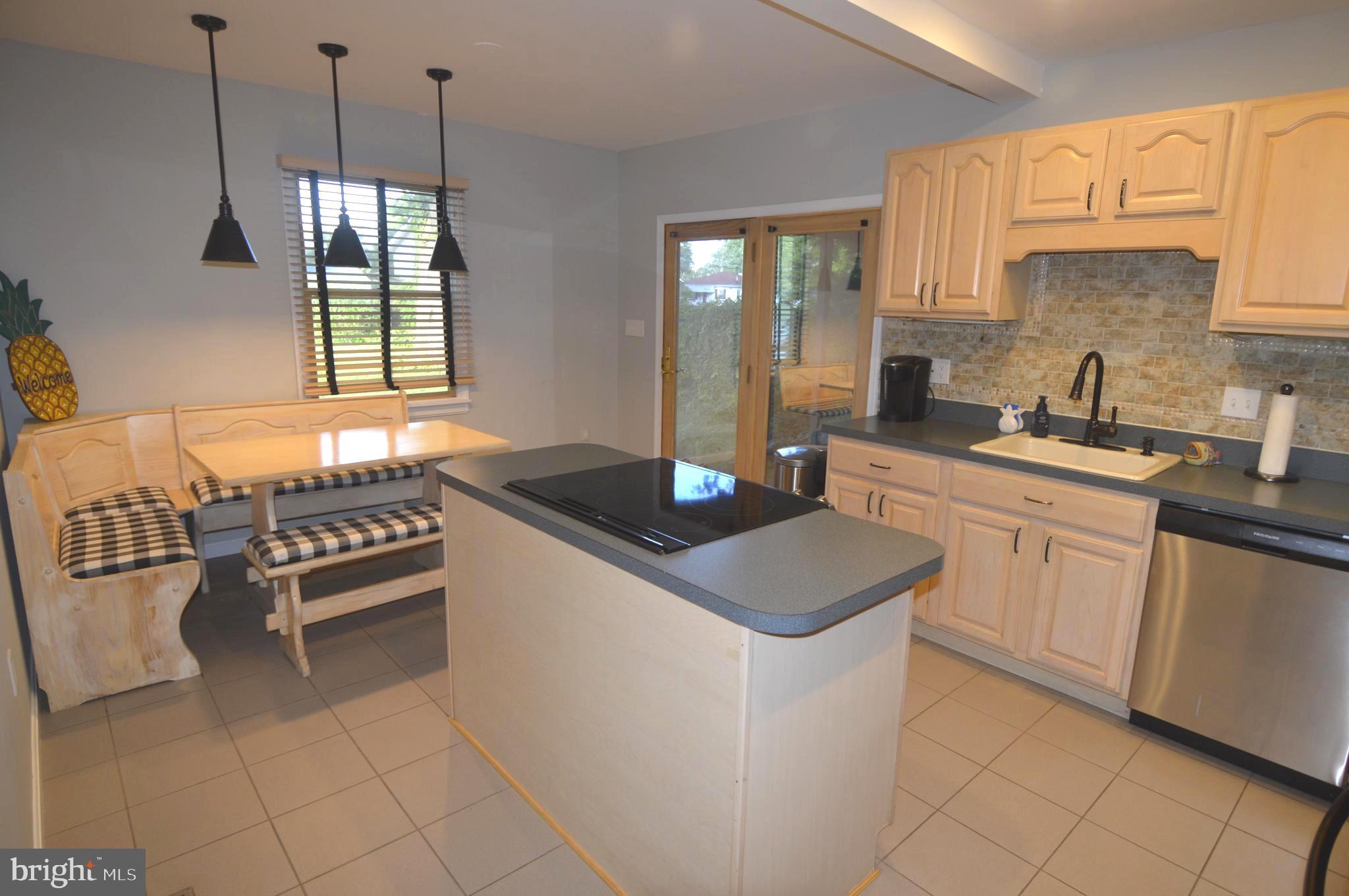 BAUERNSCHMIDT MANOR - Residential