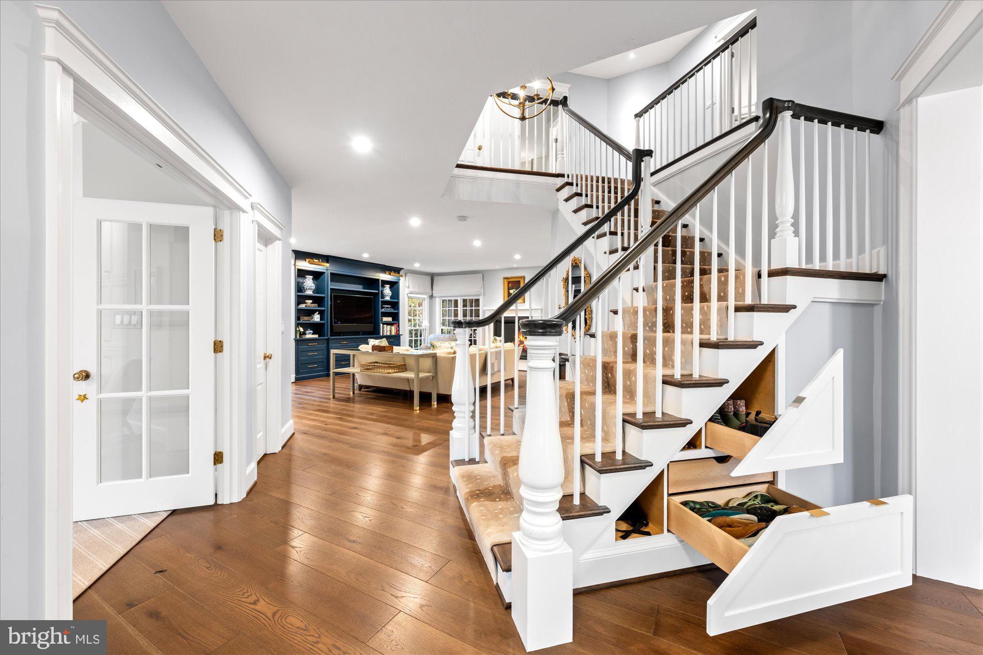 MINOR HILL - Residential