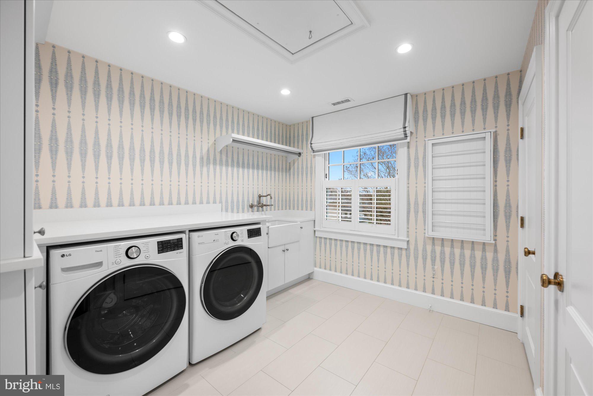 MINOR HILL - Residential