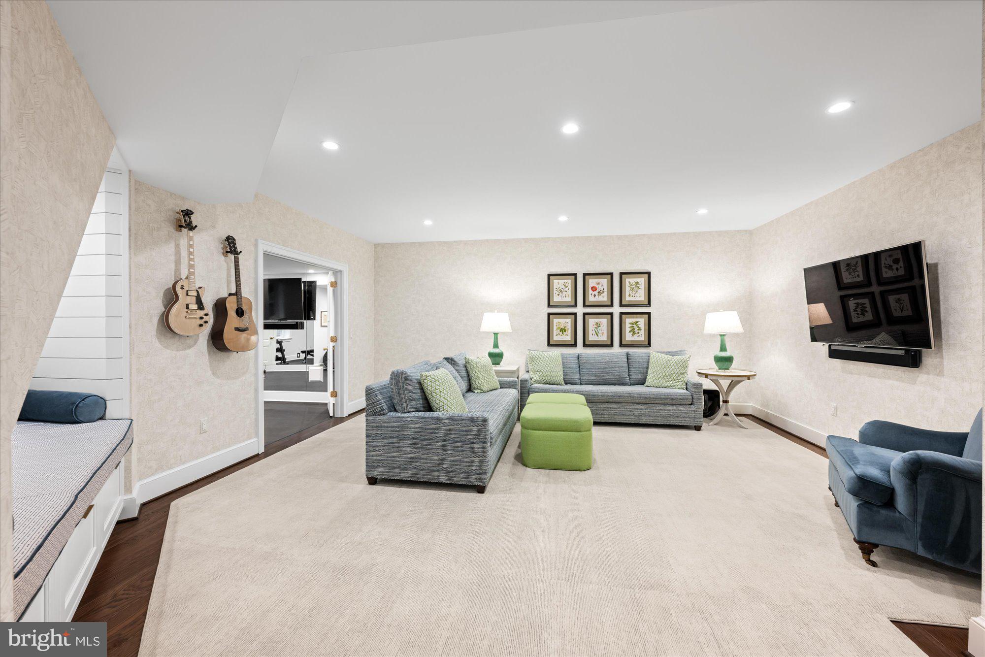 MINOR HILL - Residential